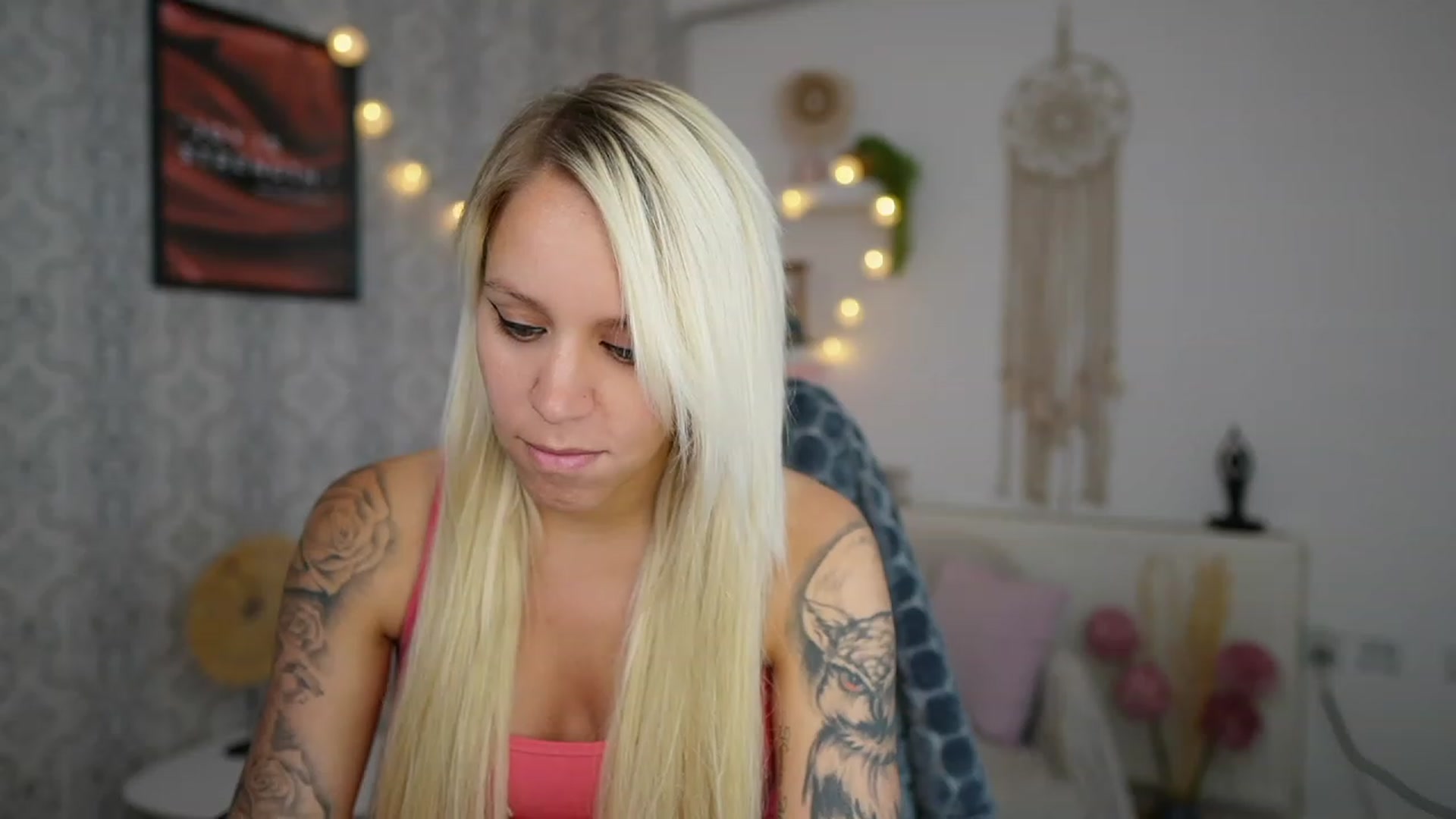 Gallery image thumbnail from Cherry__Blond's myfreecams stream on, 07/11/2023, 10:02 image 15 of 20
