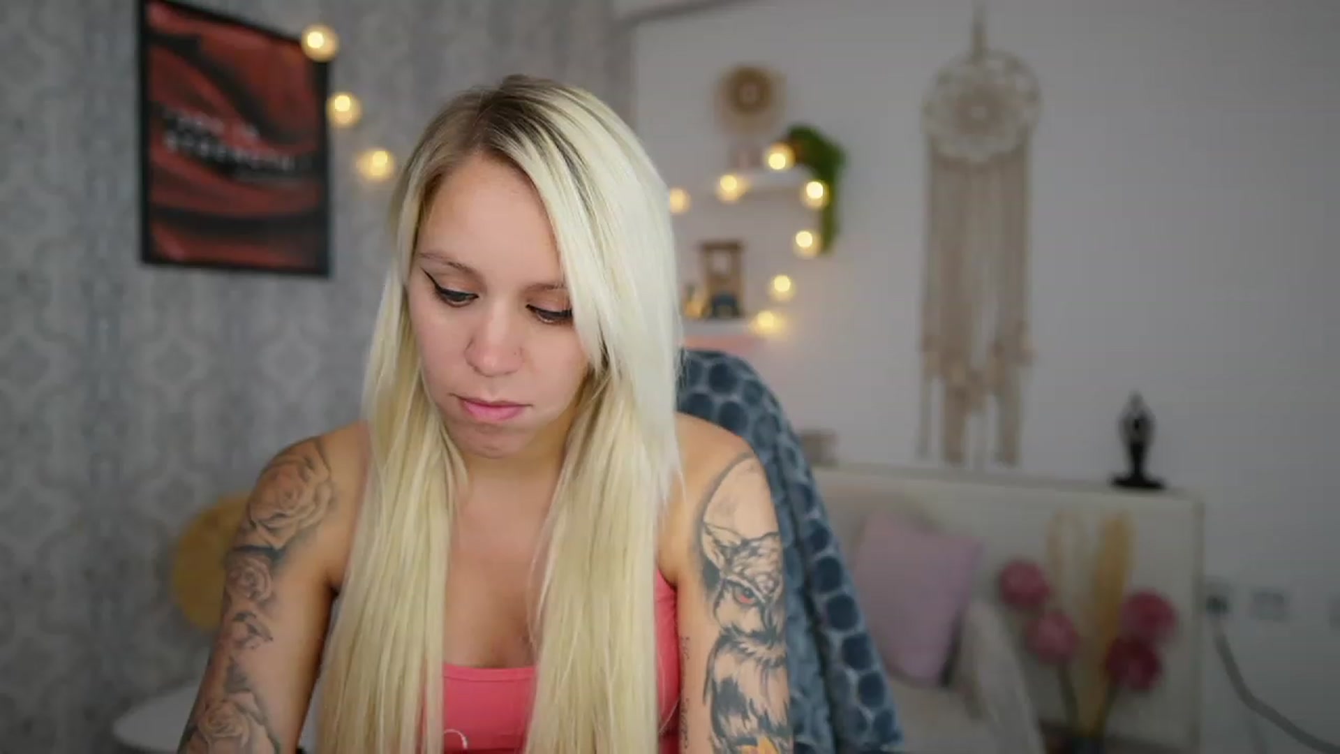 Gallery image thumbnail from Cherry__Blond's myfreecams stream on, 07/11/2023, 10:02 image 13 of 20