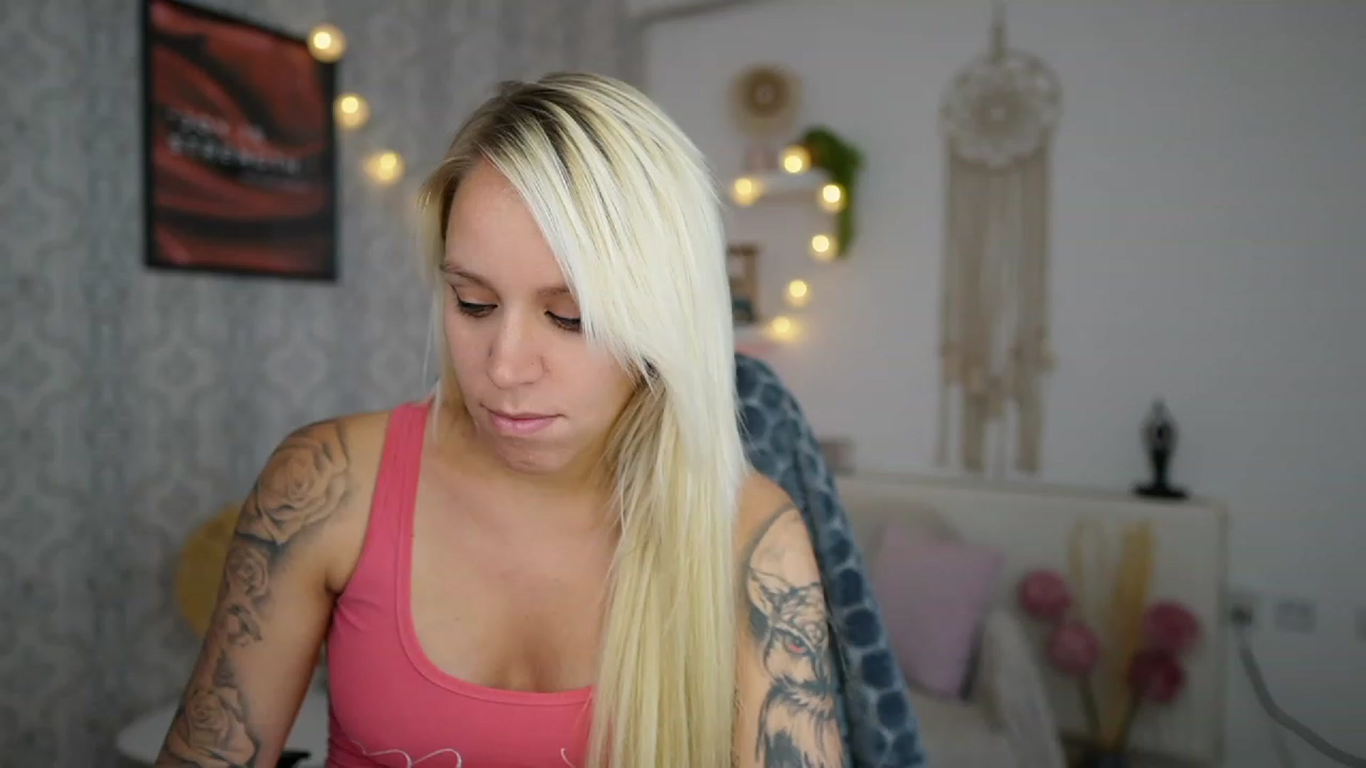 Gallery image thumbnail from Cherry__Blond's myfreecams stream on, 07/11/2023, 11:05 image 12 of 20
