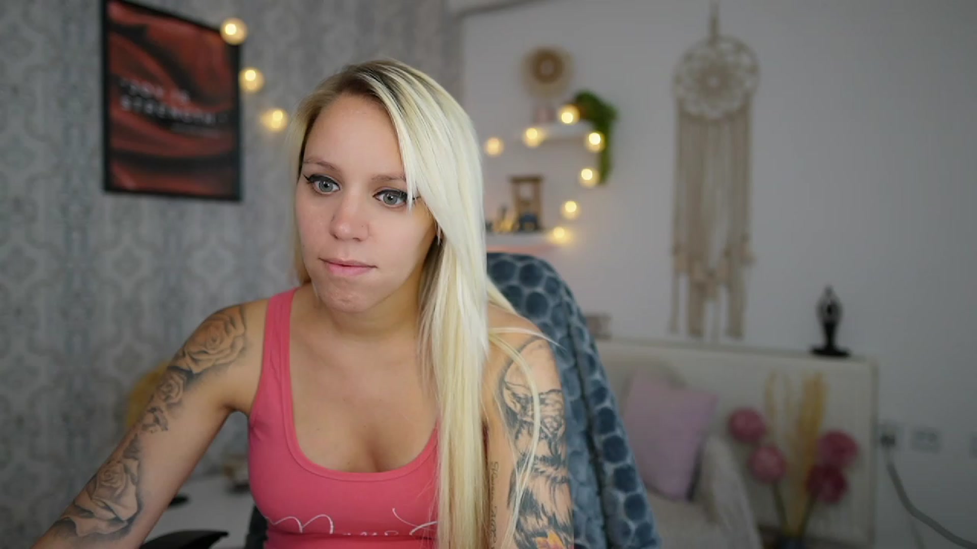 Gallery image thumbnail from Cherry__Blond's myfreecams stream on, 07/11/2023, 11:05 image 18 of 20
