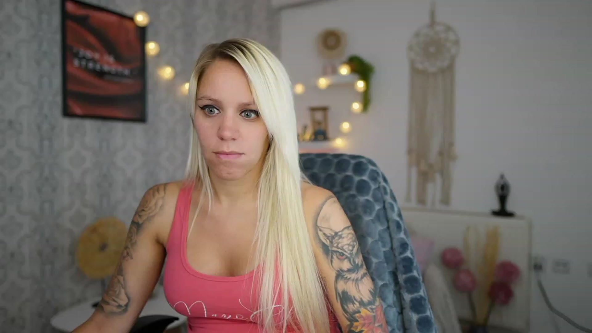 Gallery image thumbnail from Cherry__Blond's myfreecams stream on, 07/11/2023, 12:43 image 17 of 20