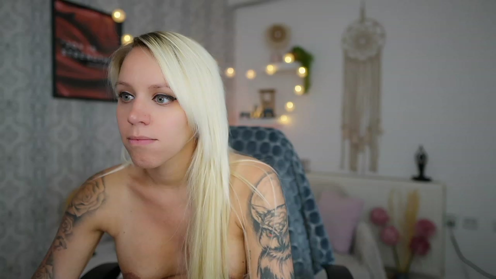 Gallery image thumbnail from Cherry__Blond's myfreecams stream on, 07/11/2023, 12:43 image 4 of 20