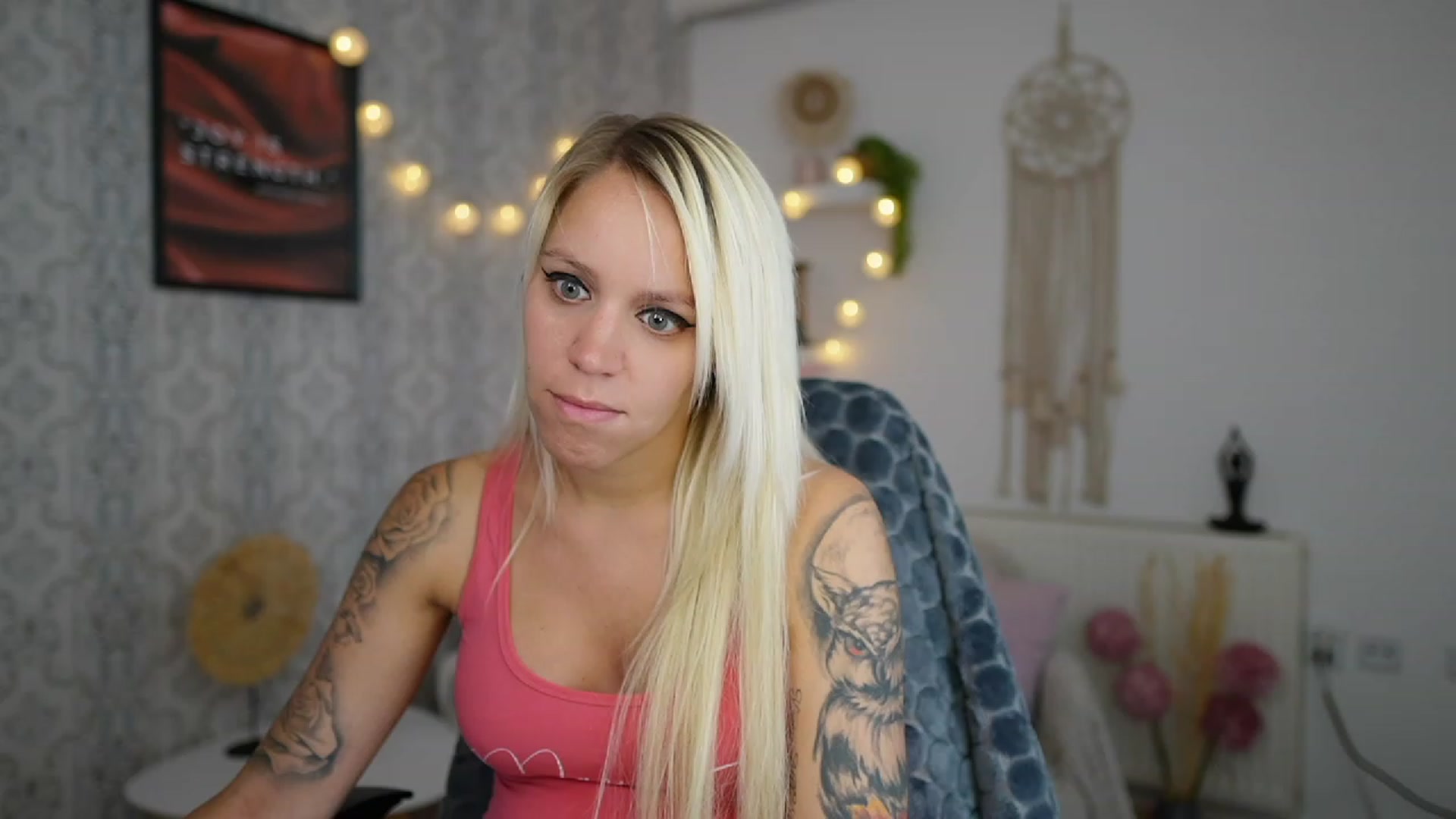 Gallery image thumbnail from Cherry__Blond's myfreecams stream on, 07/11/2023, 12:43 image 15 of 20
