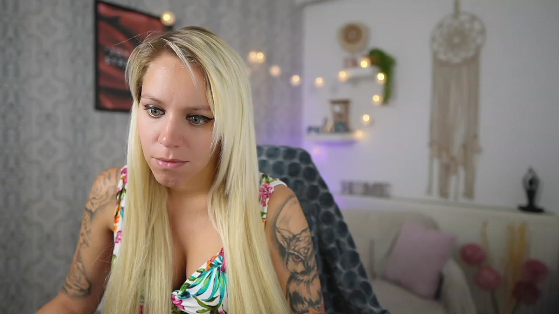 Gallery image thumbnail from Cherry__Blond's myfreecams stream on, 07/12/2023, 09:56 image 5 of 20