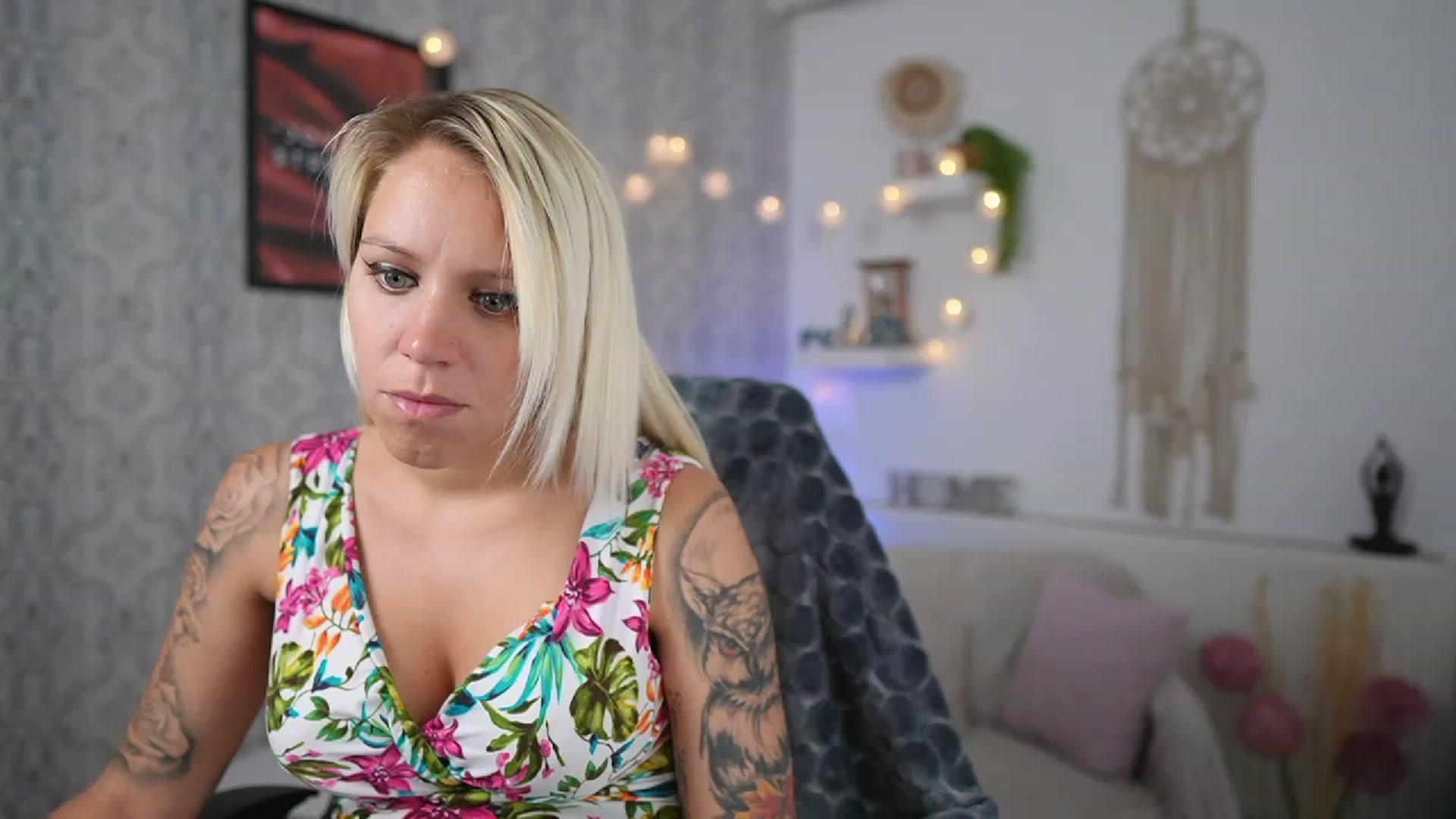Gallery image thumbnail from Cherry__Blond's myfreecams stream on, 07/12/2023, 09:56 image 14 of 20
