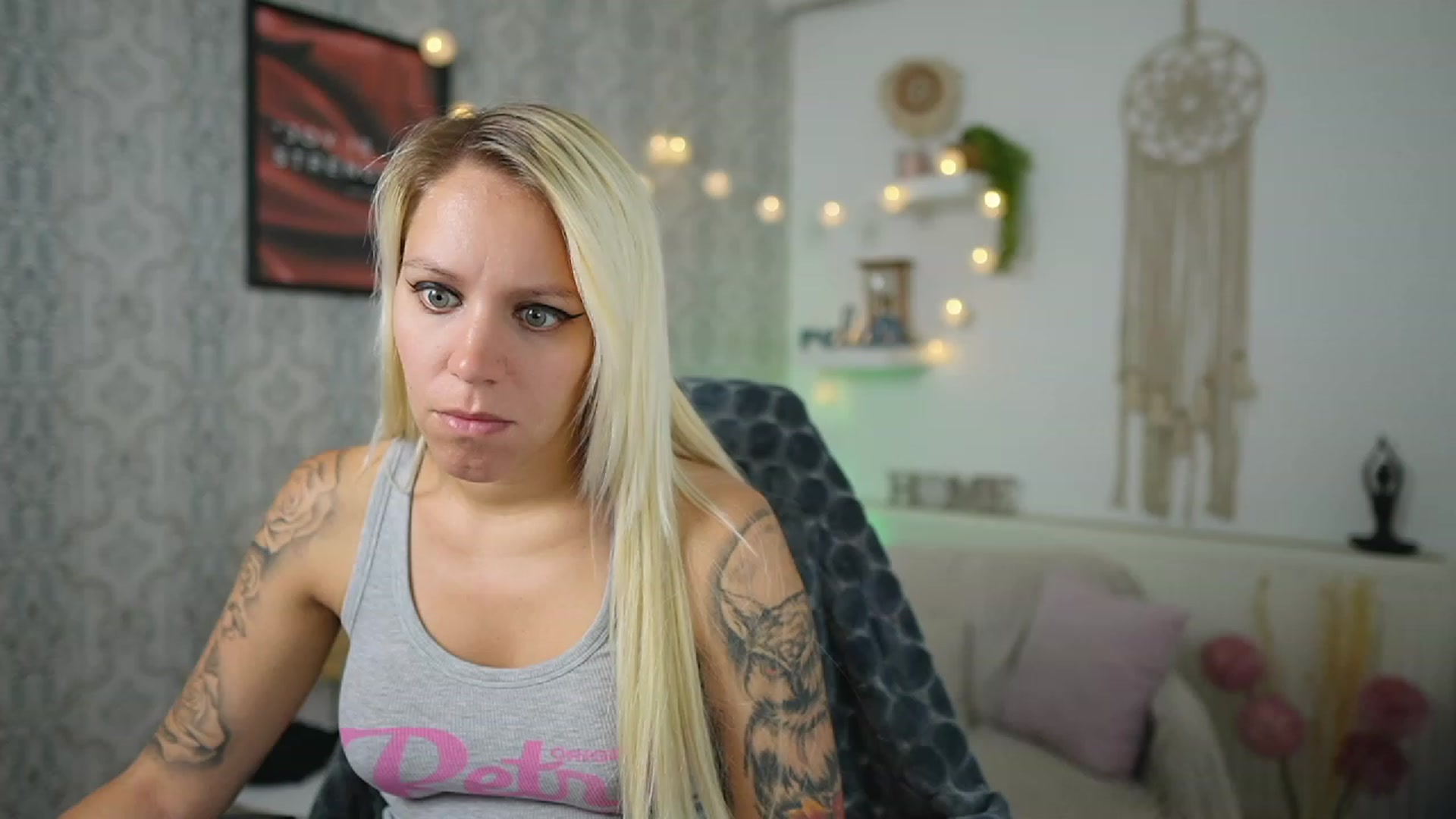 Gallery image thumbnail from Cherry__Blond's myfreecams stream on, 07/12/2023, 10:46 image 4 of 20