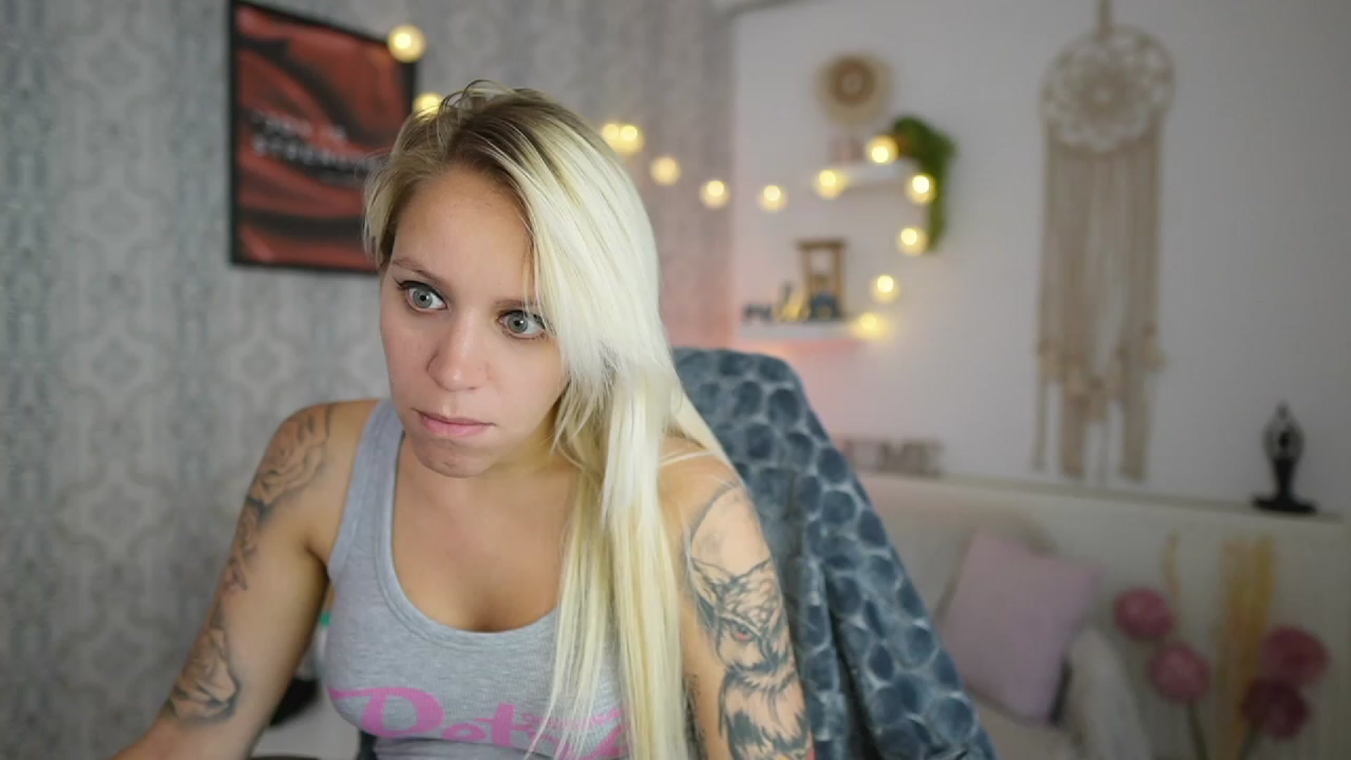 Gallery image thumbnail from Cherry__Blond's myfreecams stream on, 07/12/2023, 12:48 image 11 of 20