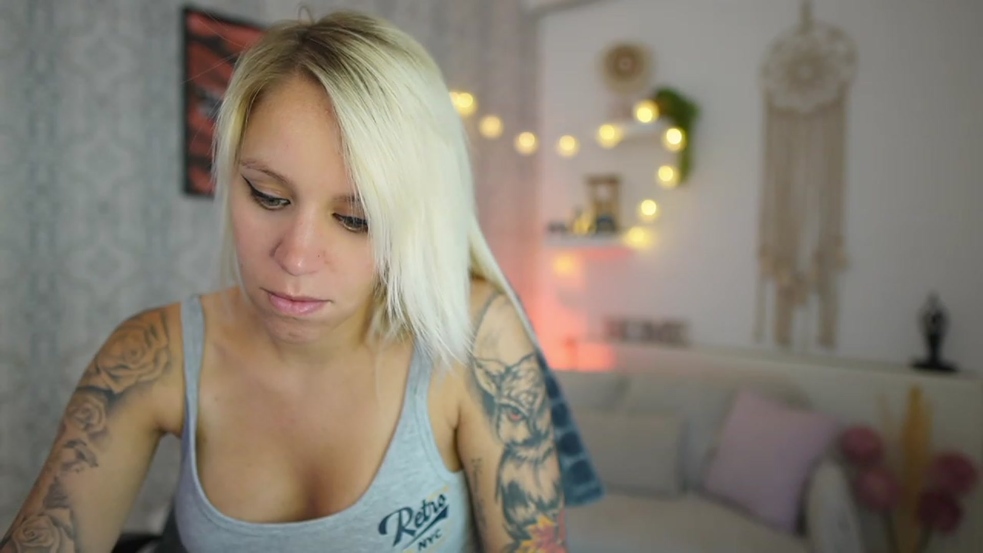 Gallery image thumbnail from Cherry__Blond's myfreecams stream on, 07/13/2023, 12:06 image 19 of 20