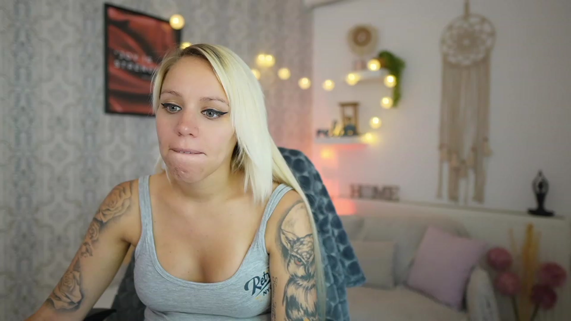 Gallery image thumbnail from Cherry__Blond's myfreecams stream on, 07/13/2023, 12:06 image 16 of 20