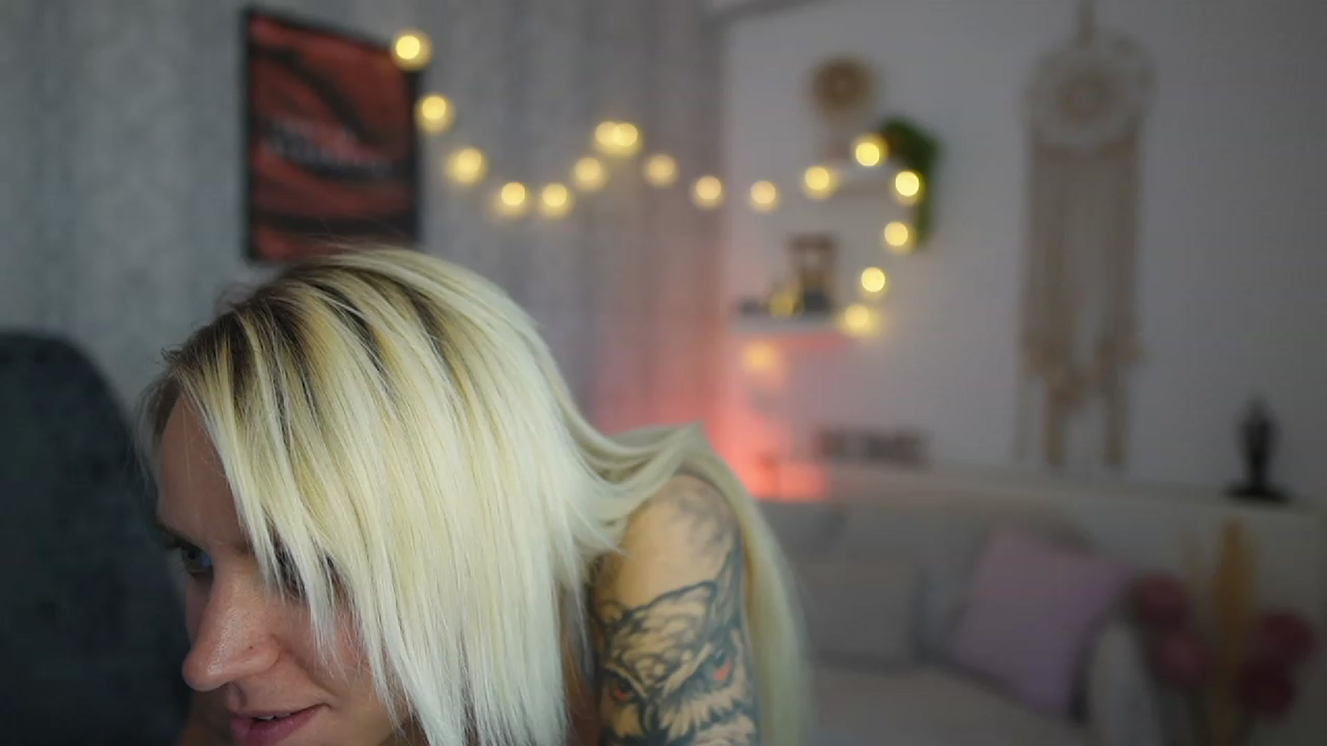 Gallery image thumbnail from Cherry__Blond's myfreecams stream on, 07/13/2023, 12:06 image 14 of 20
