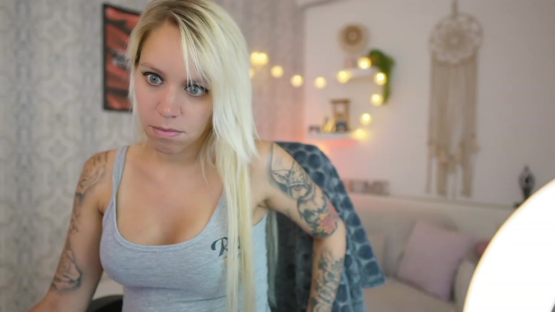Gallery image thumbnail from Cherry__Blond's myfreecams stream on, 07/13/2023, 12:19 image 6 of 20