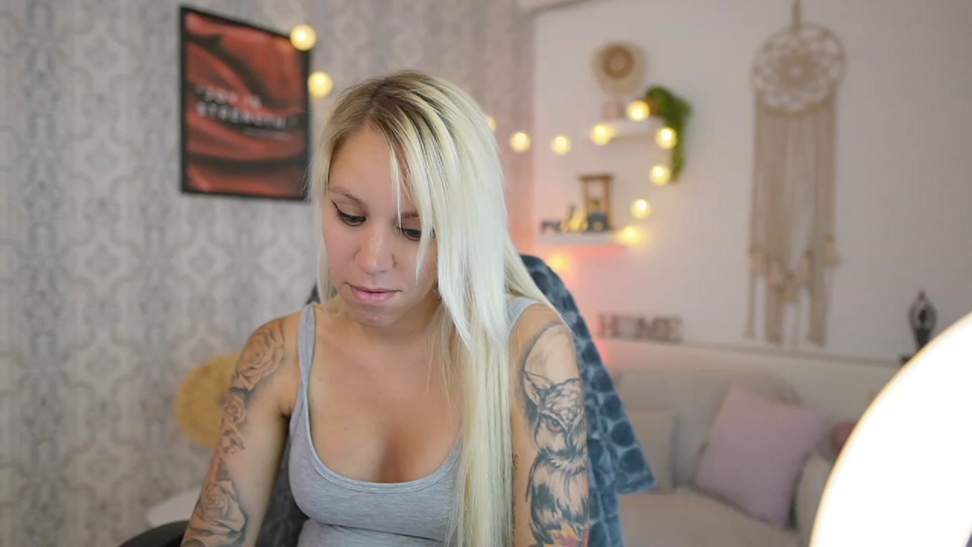 Gallery image thumbnail from Cherry__Blond's myfreecams stream on, 07/13/2023, 12:19 image 15 of 20