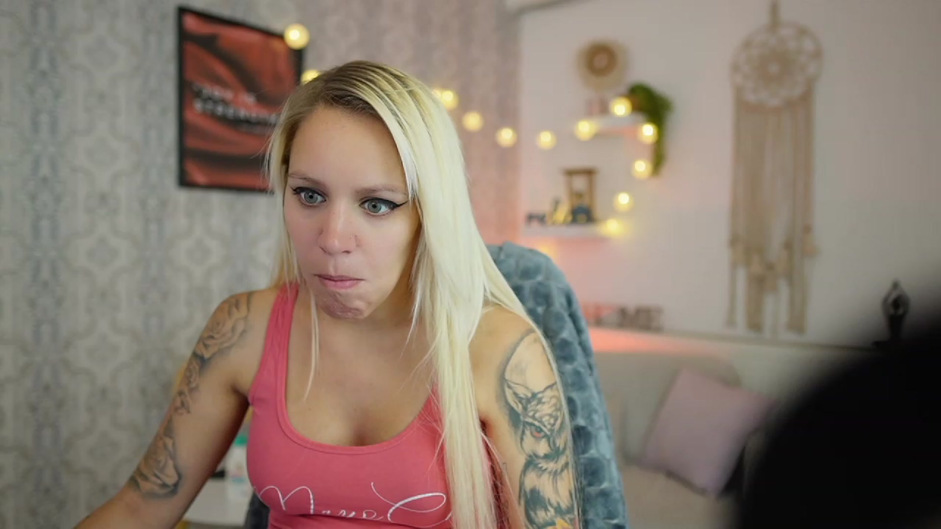 Gallery image thumbnail from Cherry__Blond's myfreecams stream on, 07/14/2023, 10:57 image 19 of 20