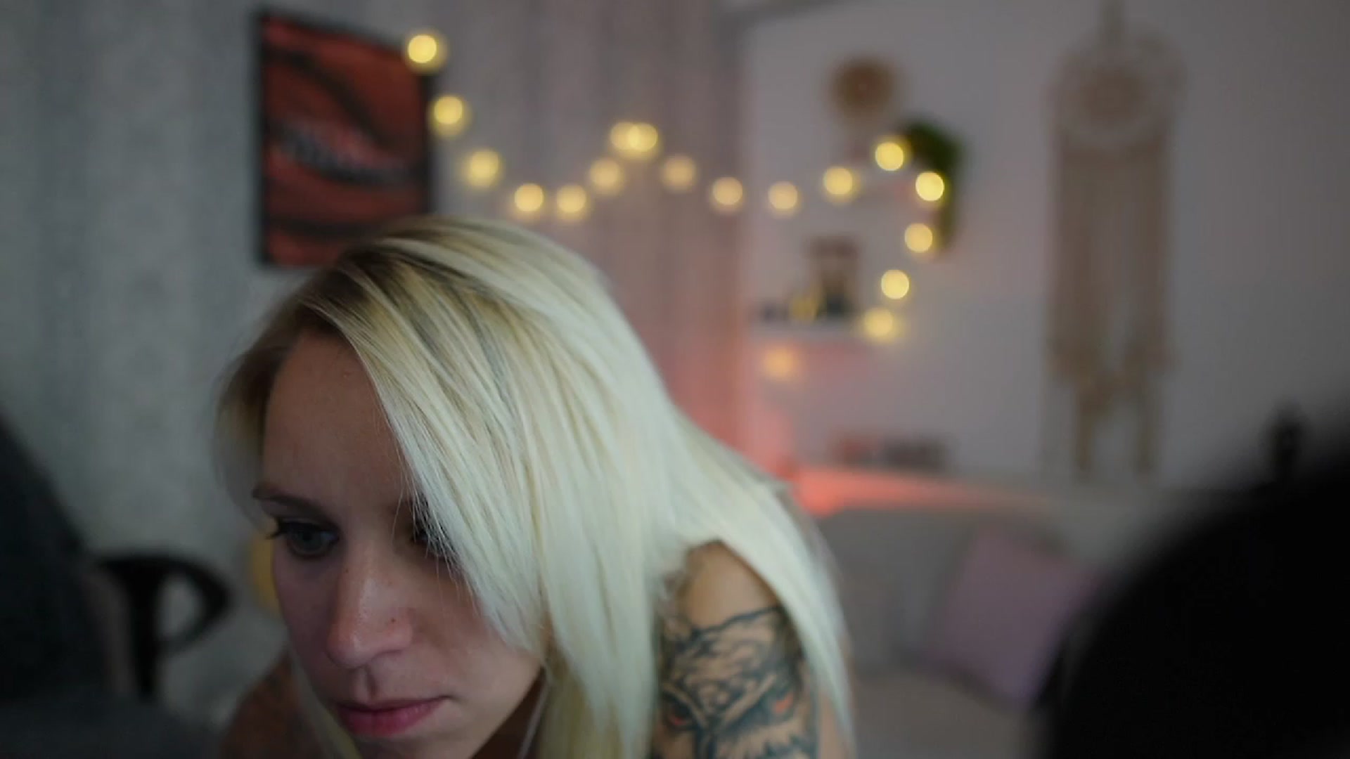 Gallery image thumbnail from Cherry__Blond's myfreecams stream on, 07/14/2023, 11:24 image 15 of 20