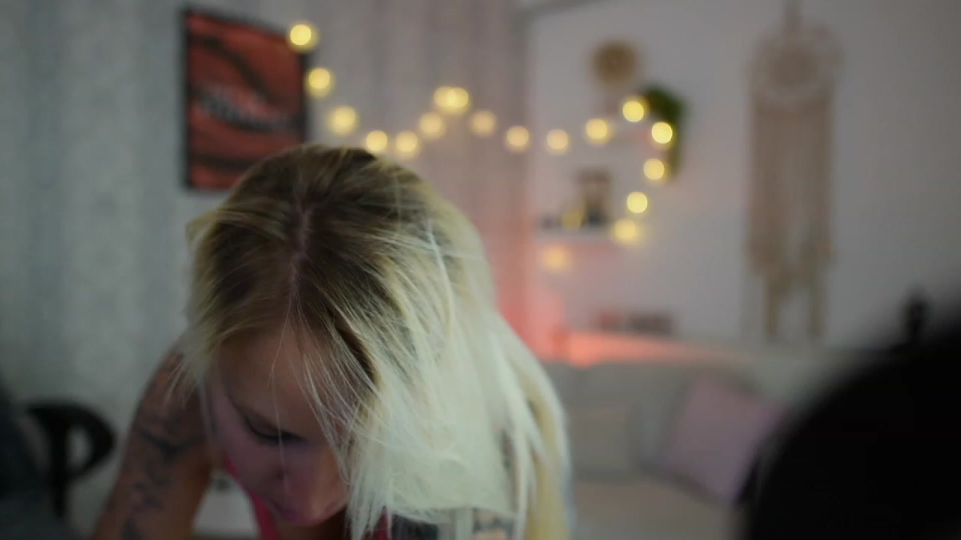 Gallery image thumbnail from Cherry__Blond's myfreecams stream on, 07/14/2023, 12:19 image 3 of 20
