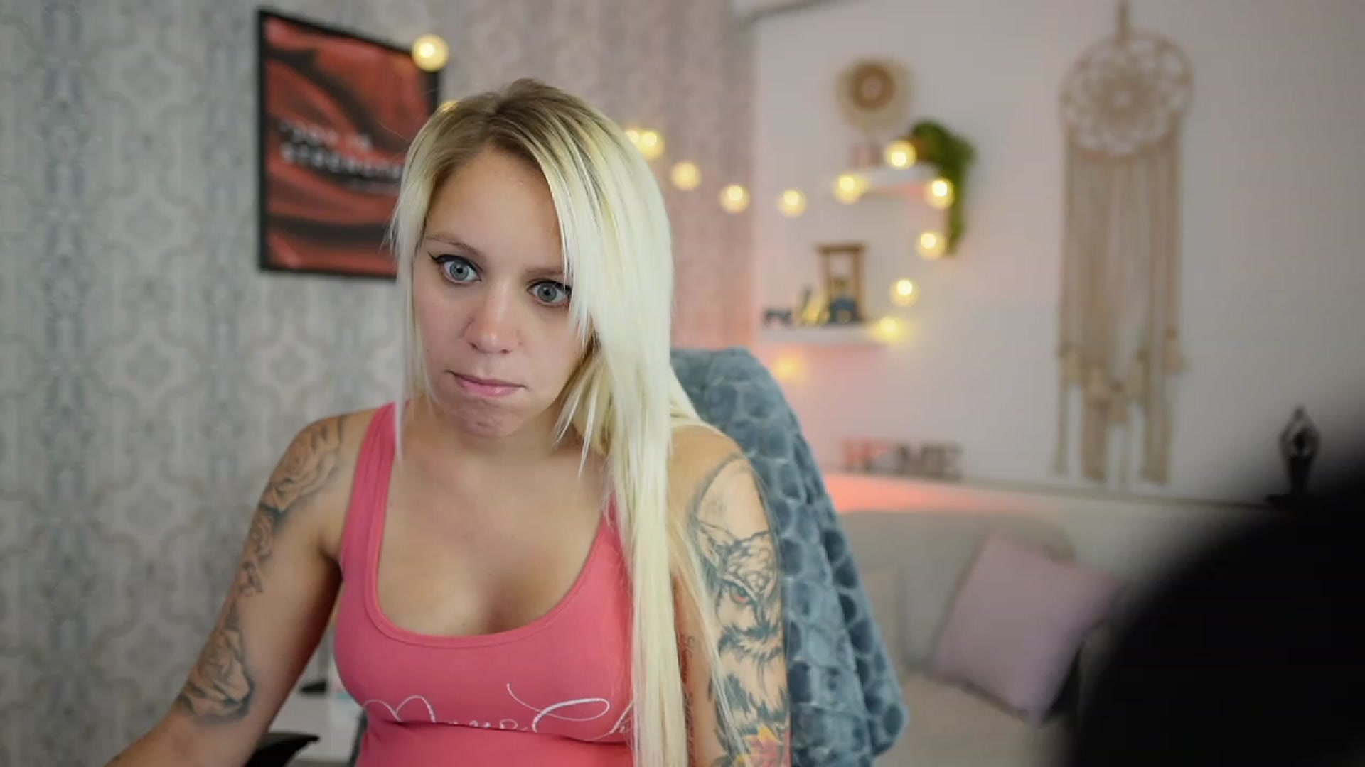 Gallery image thumbnail from Cherry__Blond's myfreecams stream on, 07/14/2023, 12:19 image 6 of 20