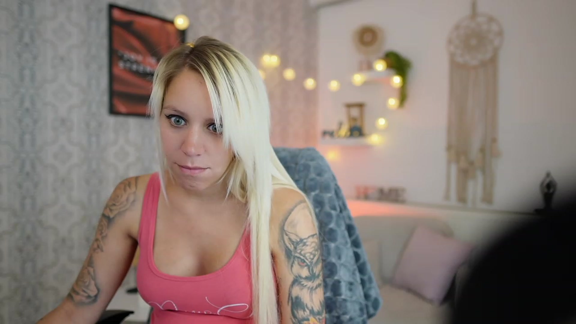 Gallery image thumbnail from Cherry__Blond's myfreecams stream on, 07/14/2023, 12:19 image 11 of 20