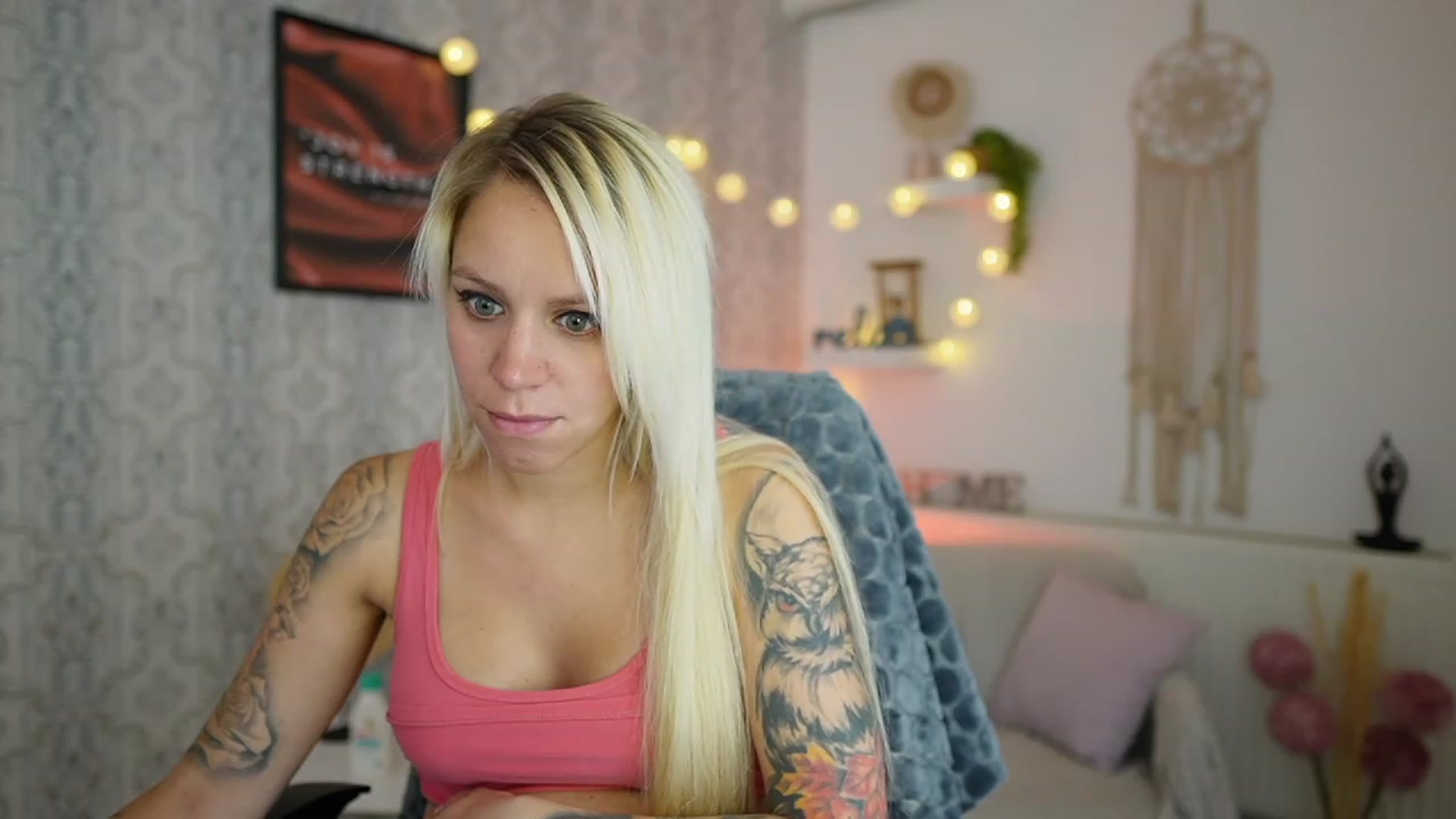 Gallery image thumbnail from Cherry__Blond's myfreecams stream on, 07/14/2023, 12:19 image 16 of 20
