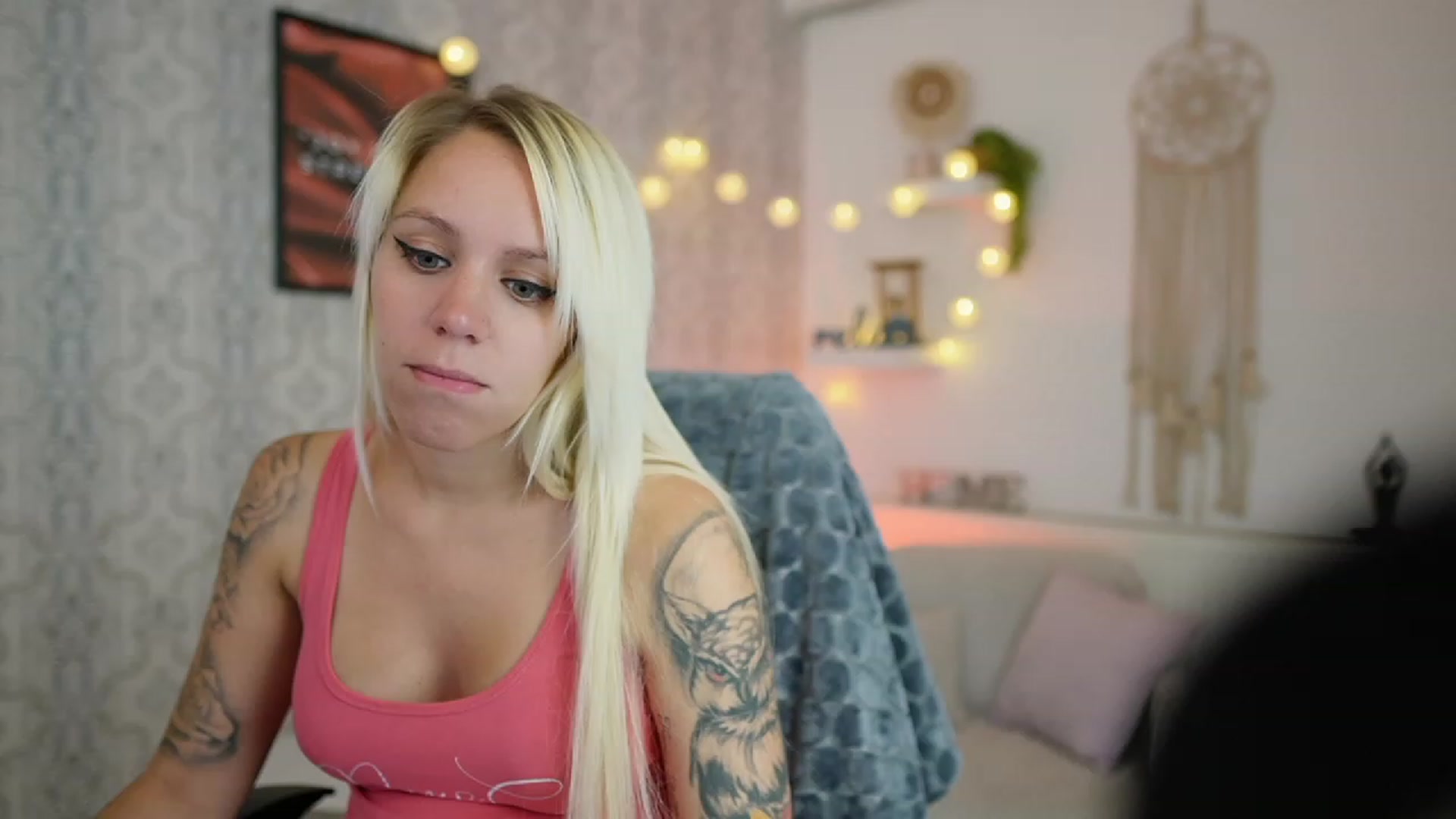 Gallery image thumbnail from Cherry__Blond's myfreecams stream on, 07/14/2023, 12:19 image 8 of 20
