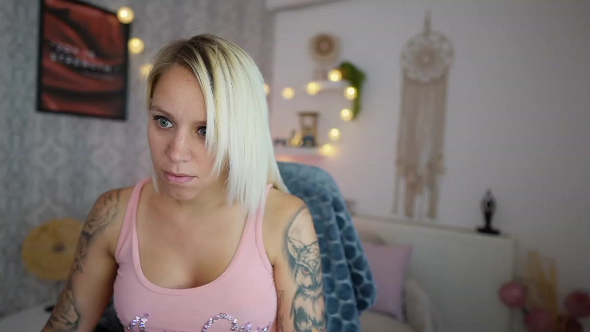 Gallery image thumbnail from Cherry__Blond's myfreecams stream on, 07/18/2023, 08:58 image 16 of 20