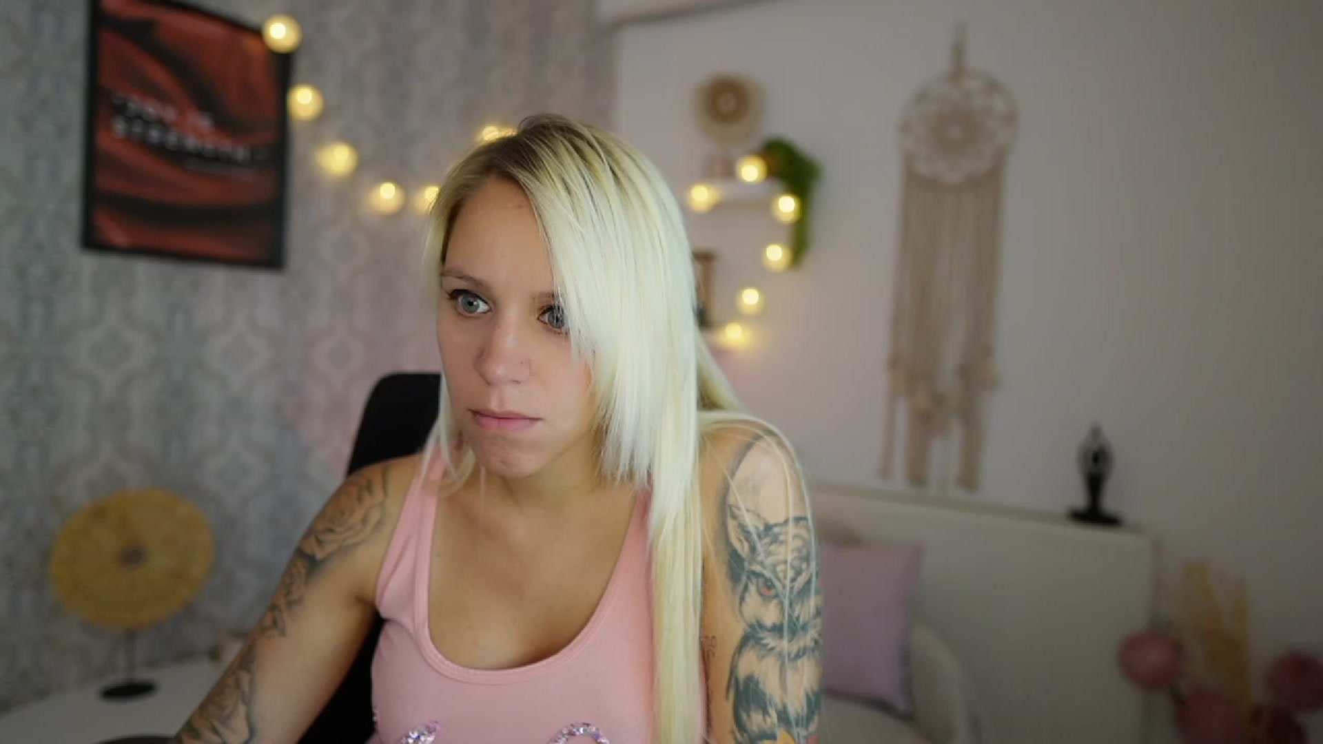 Gallery image thumbnail from Cherry__Blond's myfreecams stream on, 07/18/2023, 08:58 image 3 of 20