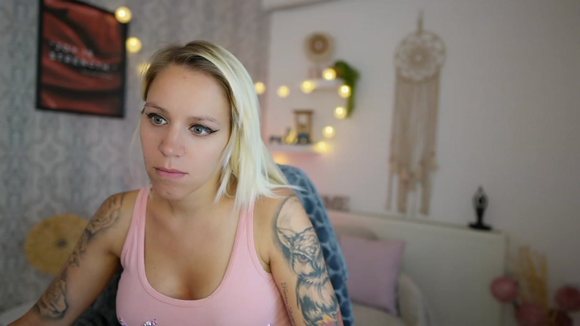 Gallery image thumbnail from Cherry__Blond's myfreecams stream on, 07/18/2023, 10:39 image 4 of 20