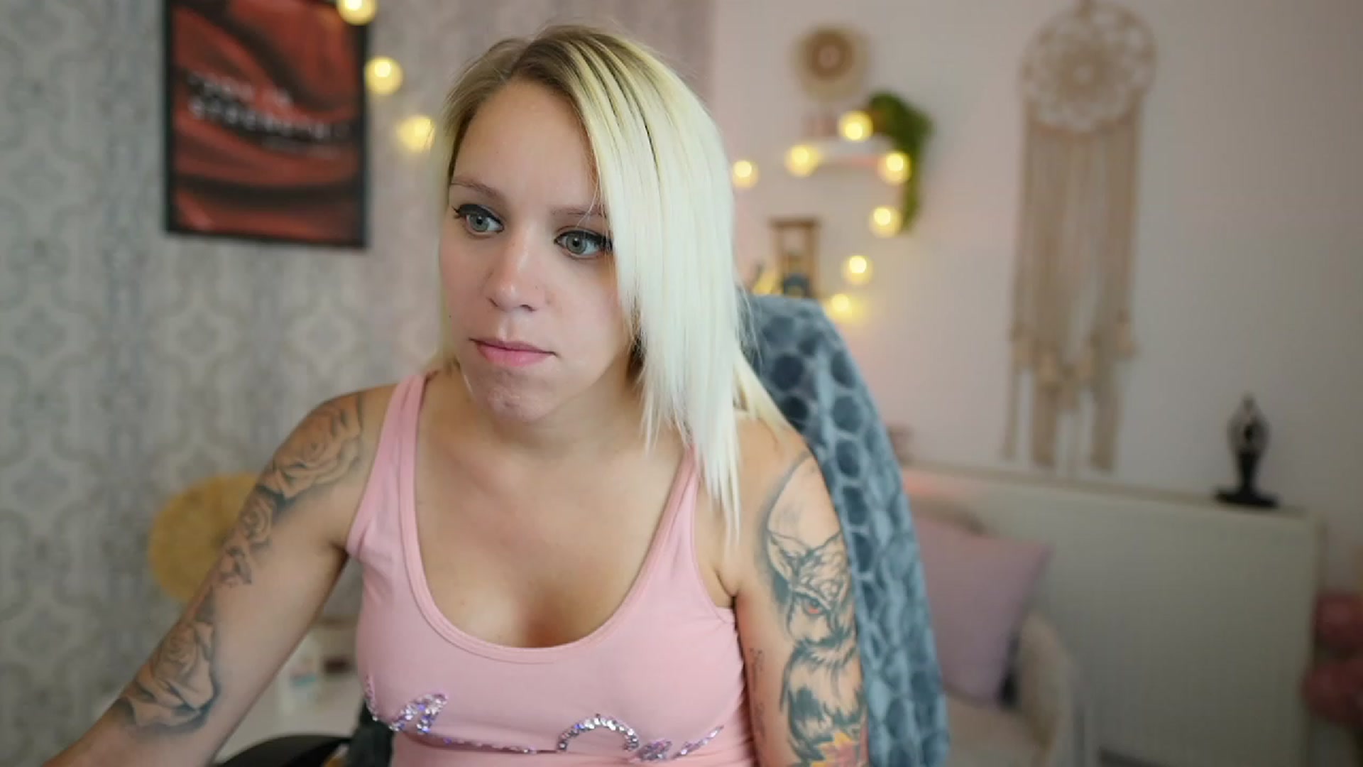 Gallery image thumbnail from Cherry__Blond's myfreecams stream on, 07/21/2023, 11:03 image 18 of 20
