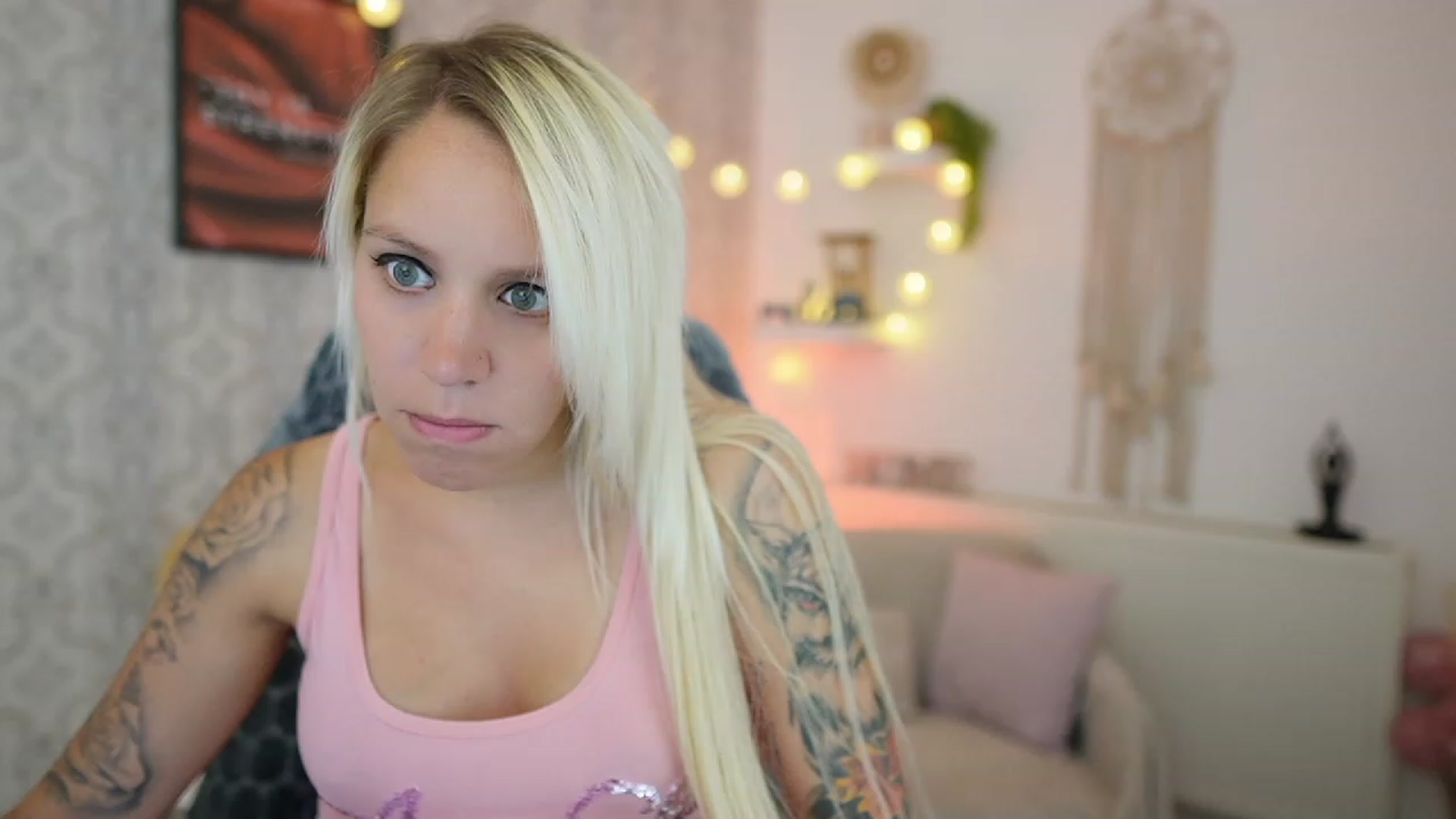 Gallery image thumbnail from Cherry__Blond's myfreecams stream on, 07/21/2023, 11:51 image 15 of 20