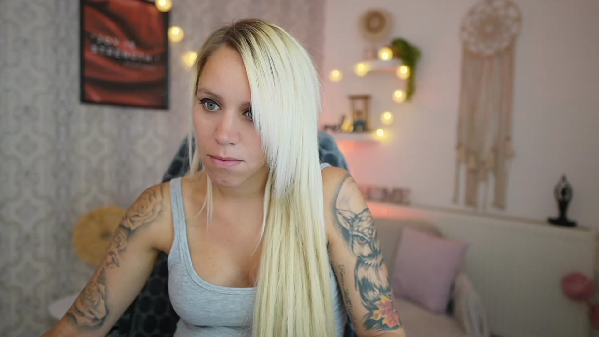 Gallery image thumbnail from Cherry__Blond's myfreecams stream on, 07/22/2023, 12:13 image 12 of 20