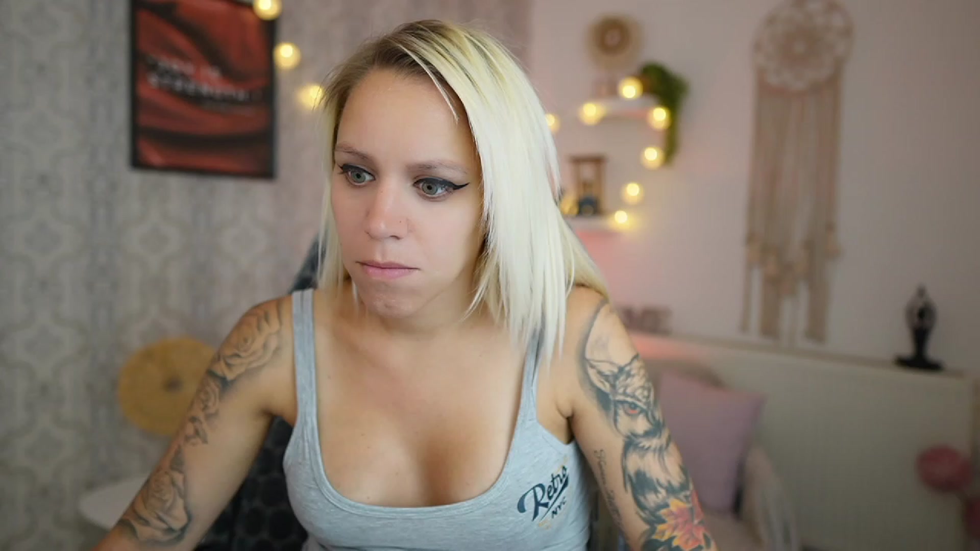Gallery image thumbnail from Cherry__Blond's myfreecams stream on, 07/22/2023, 12:45 image 18 of 20