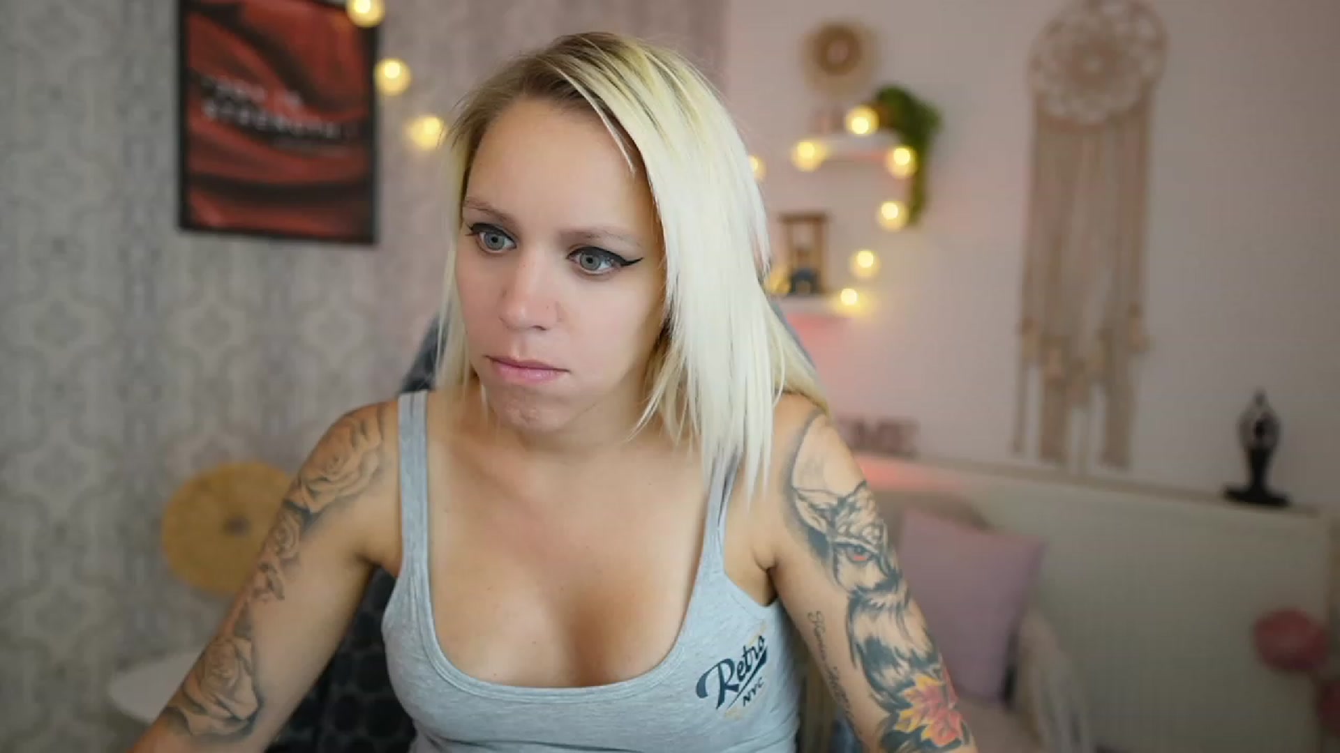 Gallery image thumbnail from Cherry__Blond's myfreecams stream on, 07/22/2023, 12:45 image 17 of 20