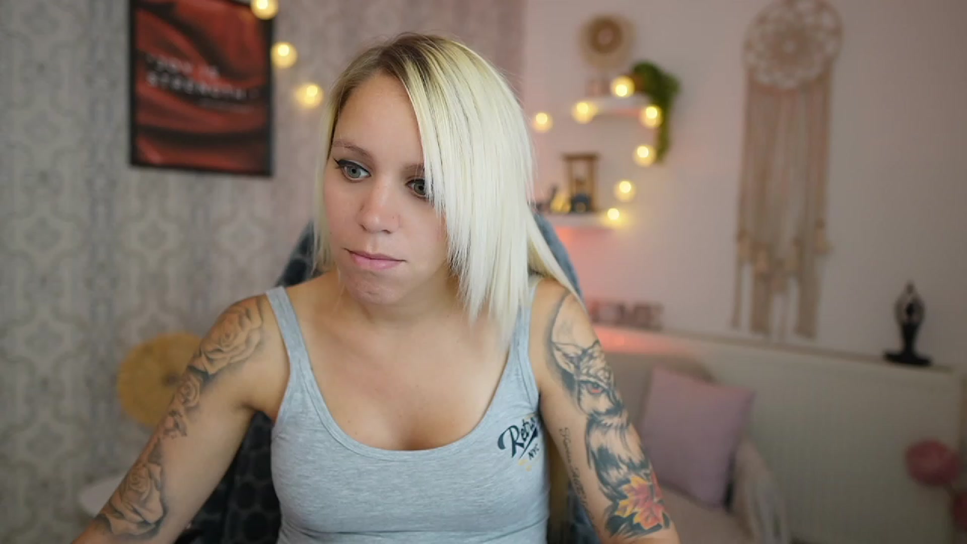 Gallery image thumbnail from Cherry__Blond's myfreecams stream on, 07/22/2023, 12:45 image 1 of 20