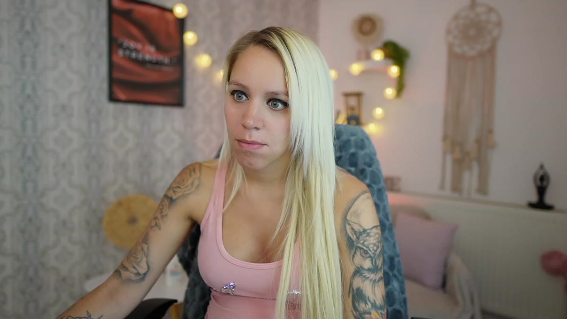 Gallery image thumbnail from Cherry__Blond's myfreecams stream on, 07/23/2023, 09:40 image 19 of 20