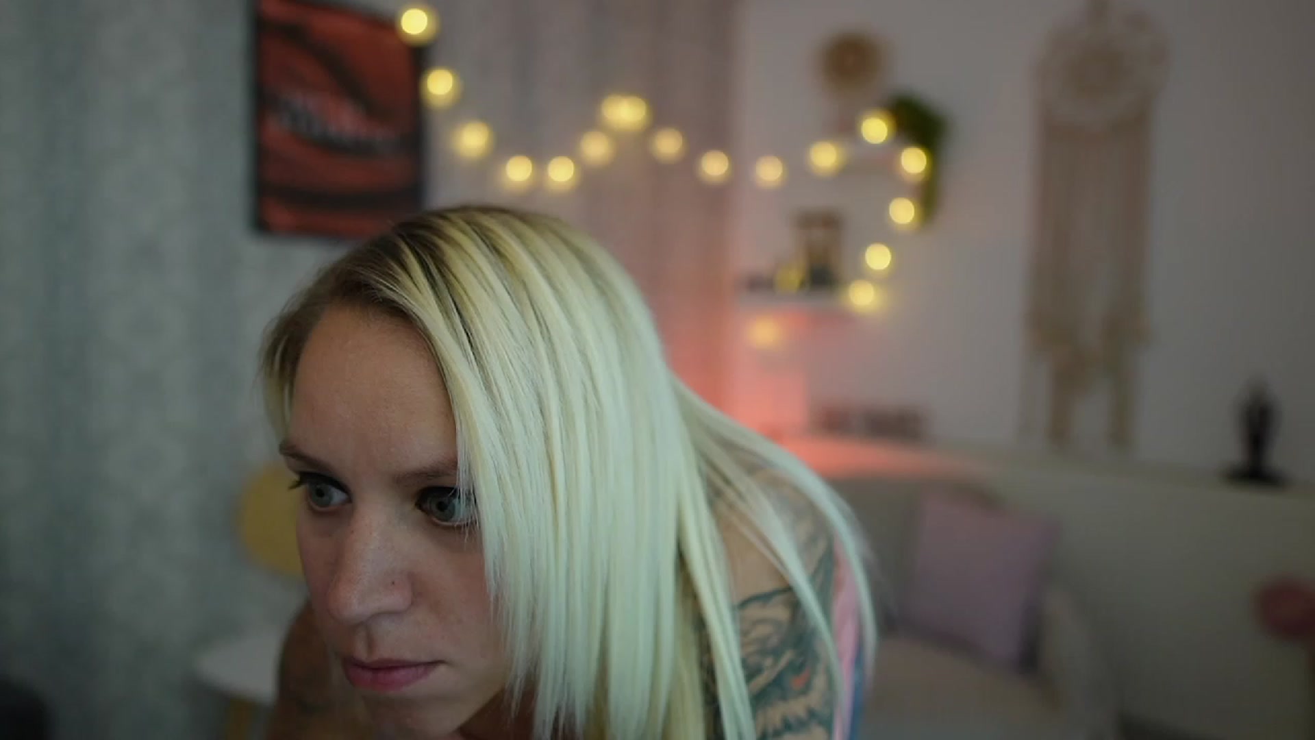 Gallery image thumbnail from Cherry__Blond's myfreecams stream on, 07/23/2023, 09:40 image 12 of 20