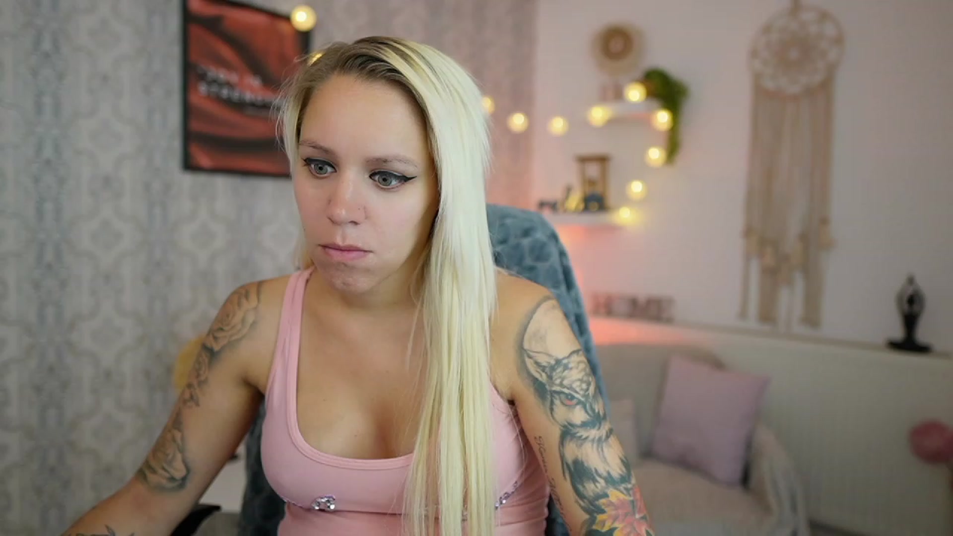 Gallery image thumbnail from Cherry__Blond's myfreecams stream on, 07/23/2023, 11:22 image 3 of 20