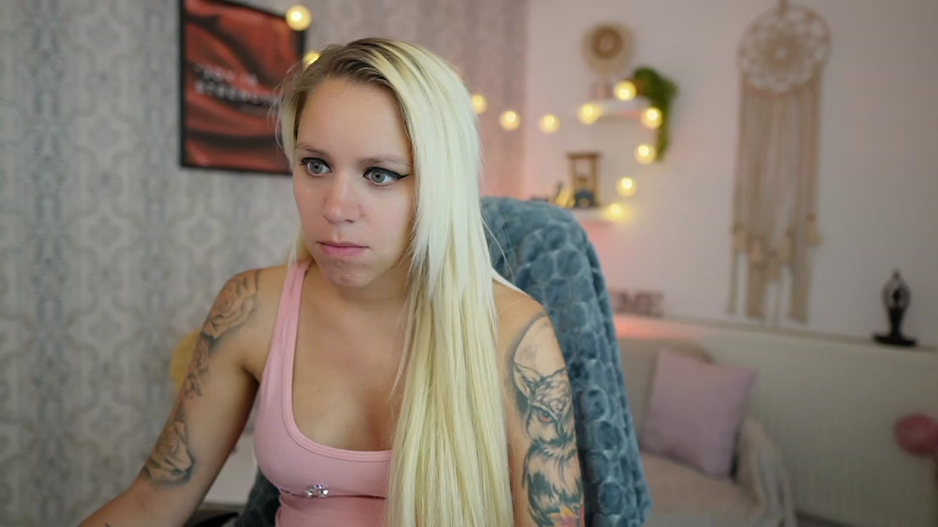 Gallery image thumbnail from Cherry__Blond's myfreecams stream on, 07/23/2023, 11:22 image 11 of 20