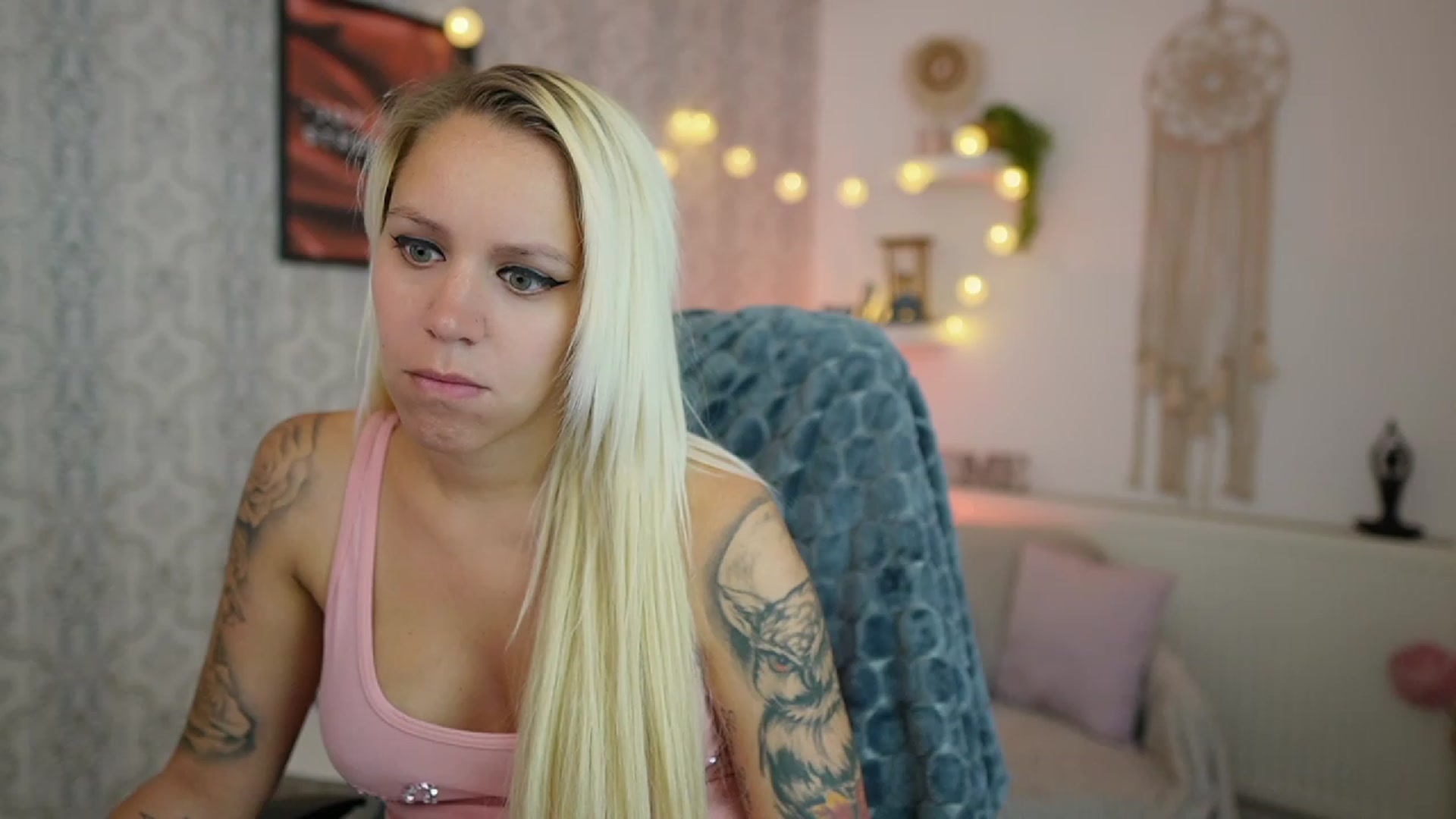 Gallery image thumbnail from Cherry__Blond's myfreecams stream on, 07/23/2023, 11:22 image 18 of 20