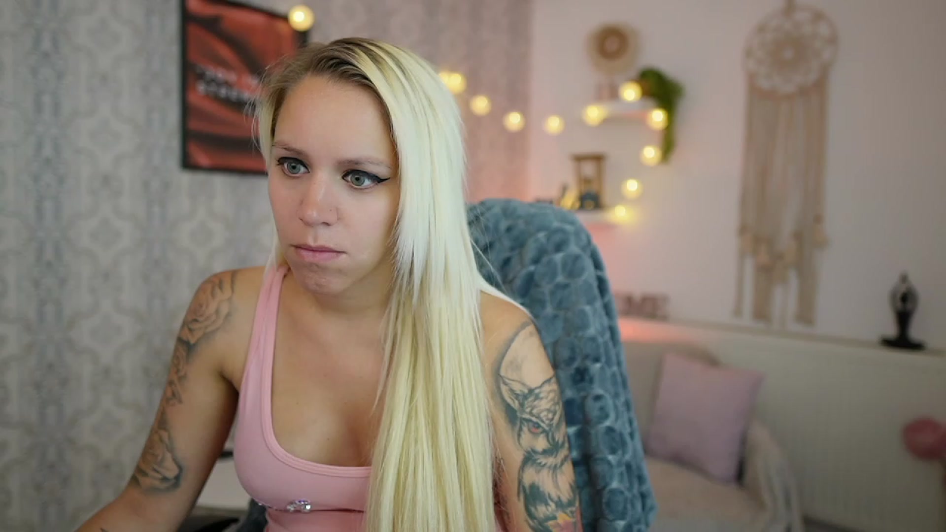 Gallery image thumbnail from Cherry__Blond's myfreecams stream on, 07/23/2023, 11:22 image 13 of 20