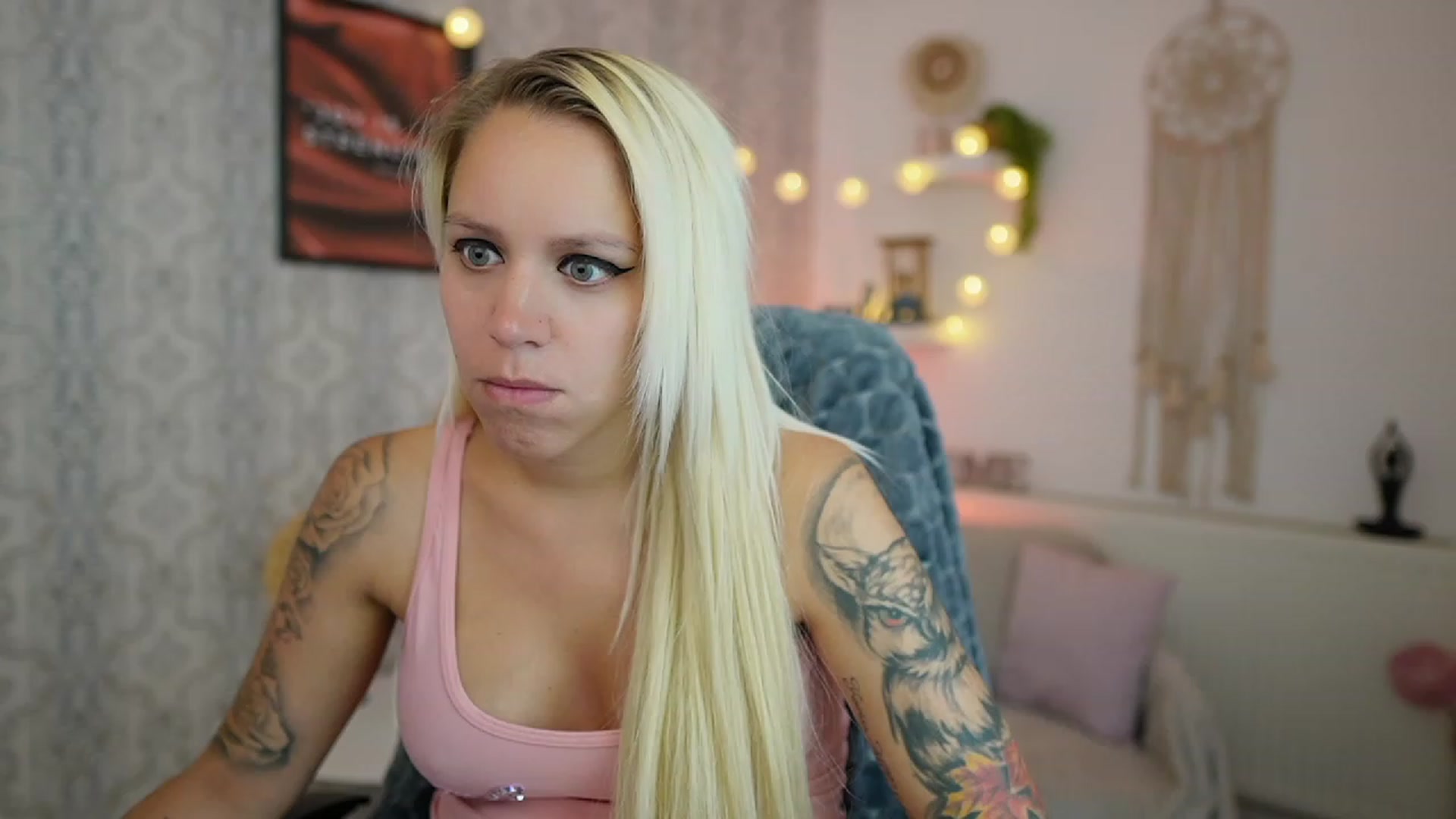 Gallery image thumbnail from Cherry__Blond's myfreecams stream on, 07/23/2023, 11:22 image 14 of 20