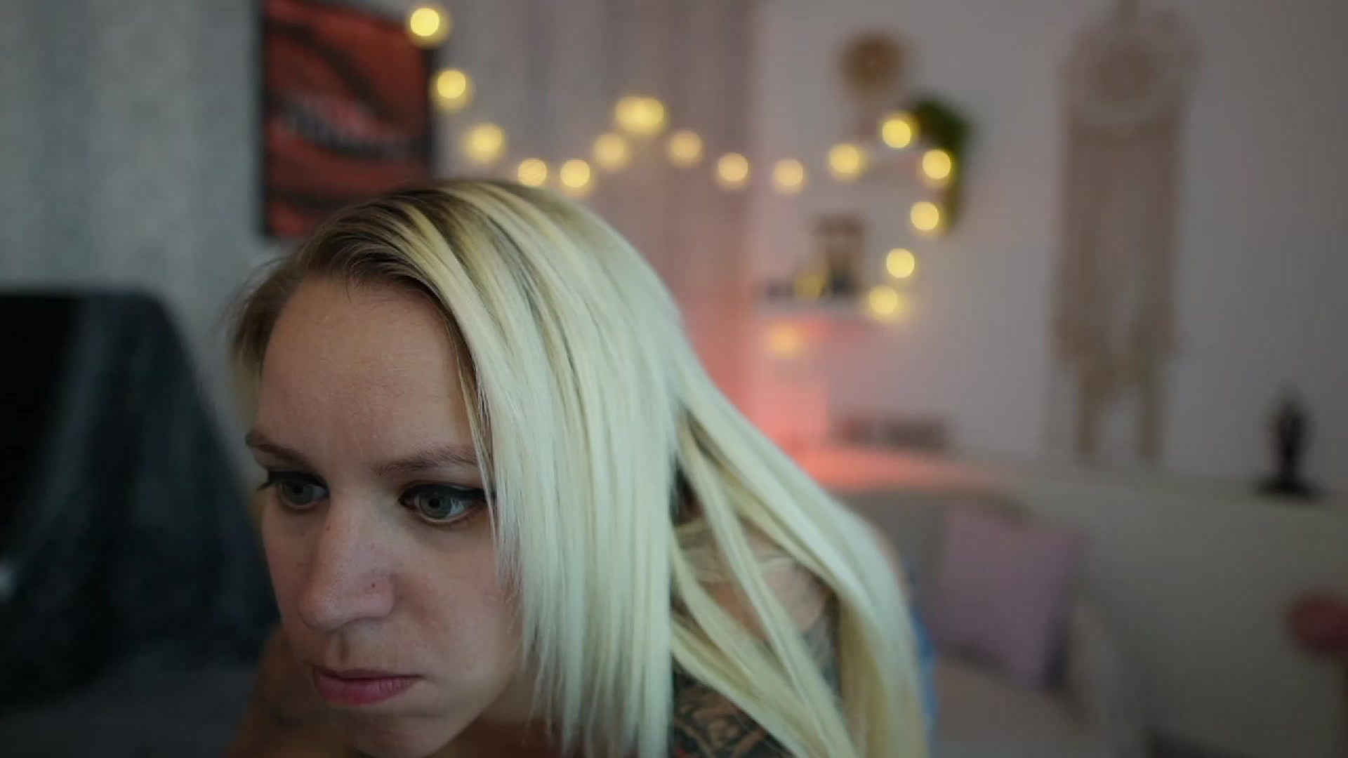 Gallery image thumbnail from Cherry__Blond's myfreecams stream on, 07/23/2023, 11:50 image 1 of 20
