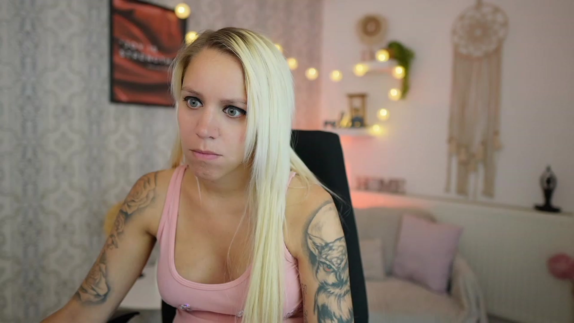 Gallery image thumbnail from Cherry__Blond's myfreecams stream on, 07/23/2023, 12:50 image 3 of 20