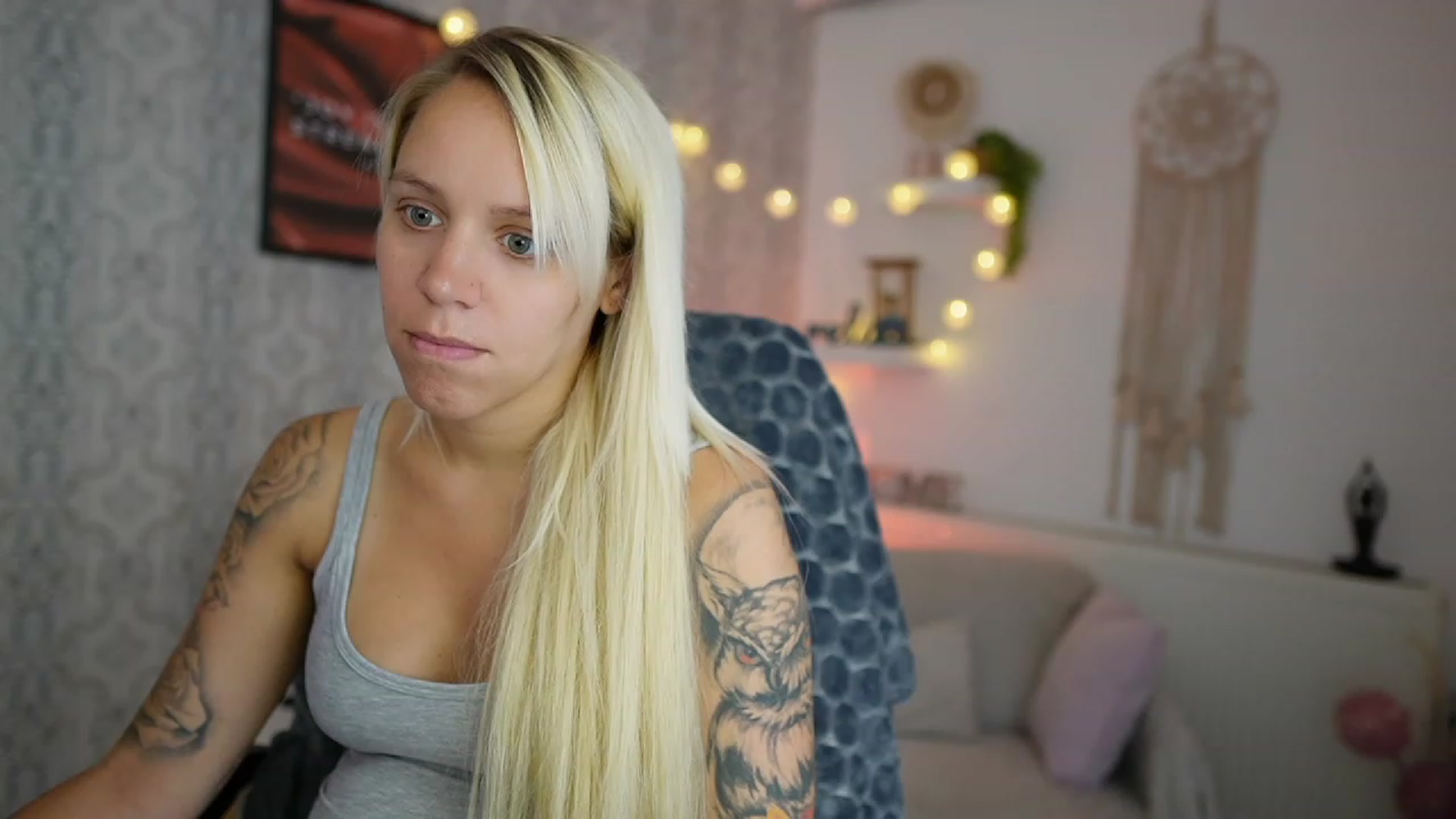 Gallery image thumbnail from Cherry__Blond's myfreecams stream on, 07/25/2023, 11:27 image 1 of 20