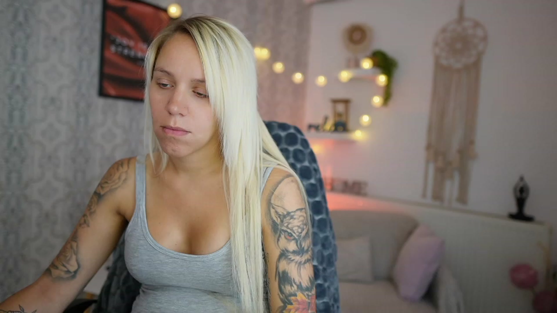 Gallery image thumbnail from Cherry__Blond's myfreecams stream on, 07/25/2023, 12:00 image 1 of 20