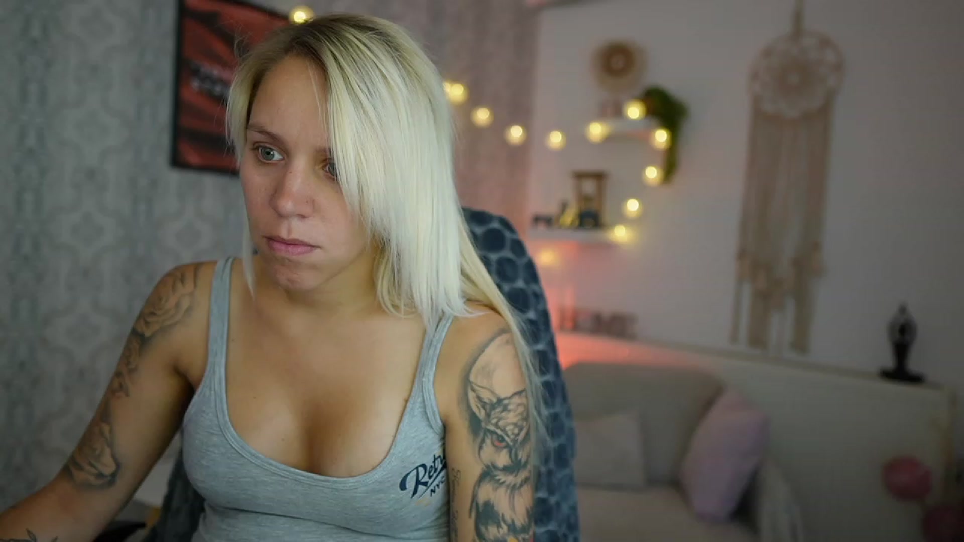 Gallery image thumbnail from Cherry__Blond's myfreecams stream on, 07/25/2023, 12:00 image 7 of 20