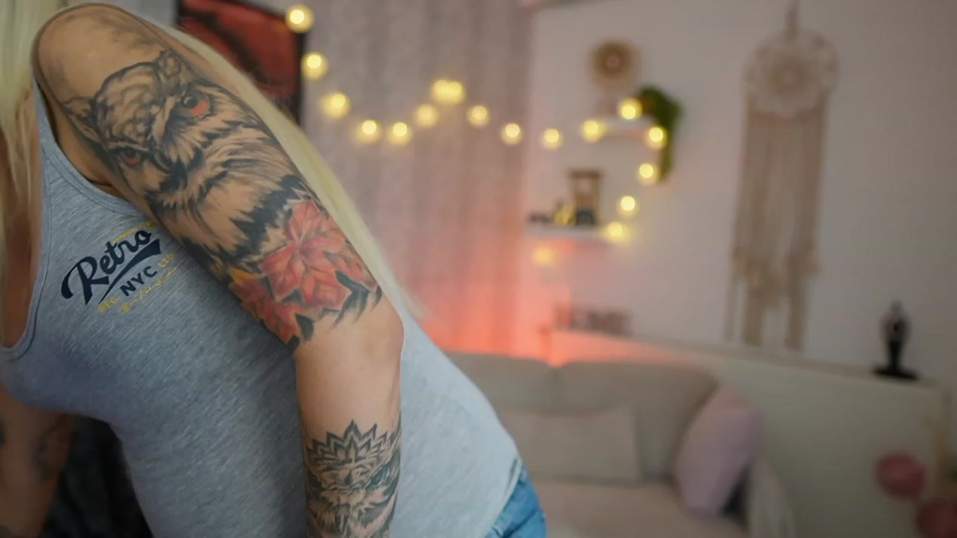Gallery image thumbnail from Cherry__Blond's myfreecams stream on, 07/25/2023, 12:28 image 17 of 20