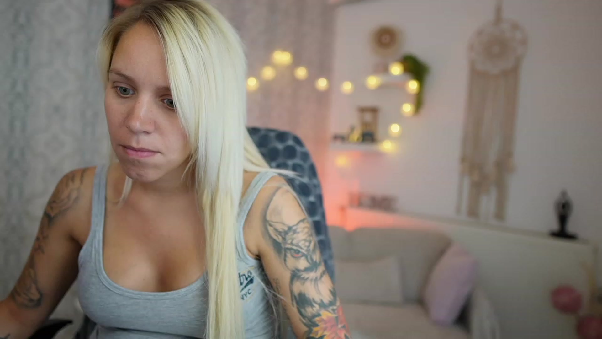 Gallery image thumbnail from Cherry__Blond's myfreecams stream on, 07/25/2023, 12:28 image 7 of 20