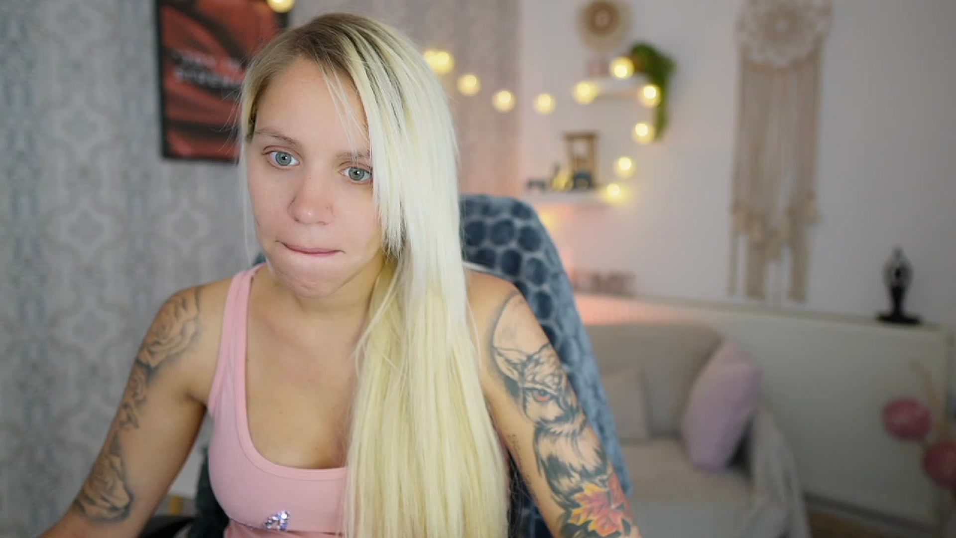 Gallery image thumbnail from Cherry__Blond's myfreecams stream on, 07/26/2023, 08:39 image 3 of 20
