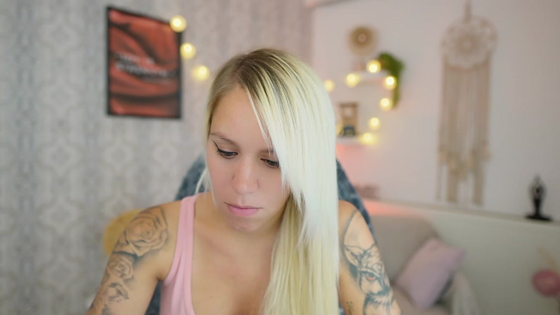 Gallery image thumbnail from Cherry__Blond's myfreecams stream on, 07/28/2023, 09:03 image 7 of 20