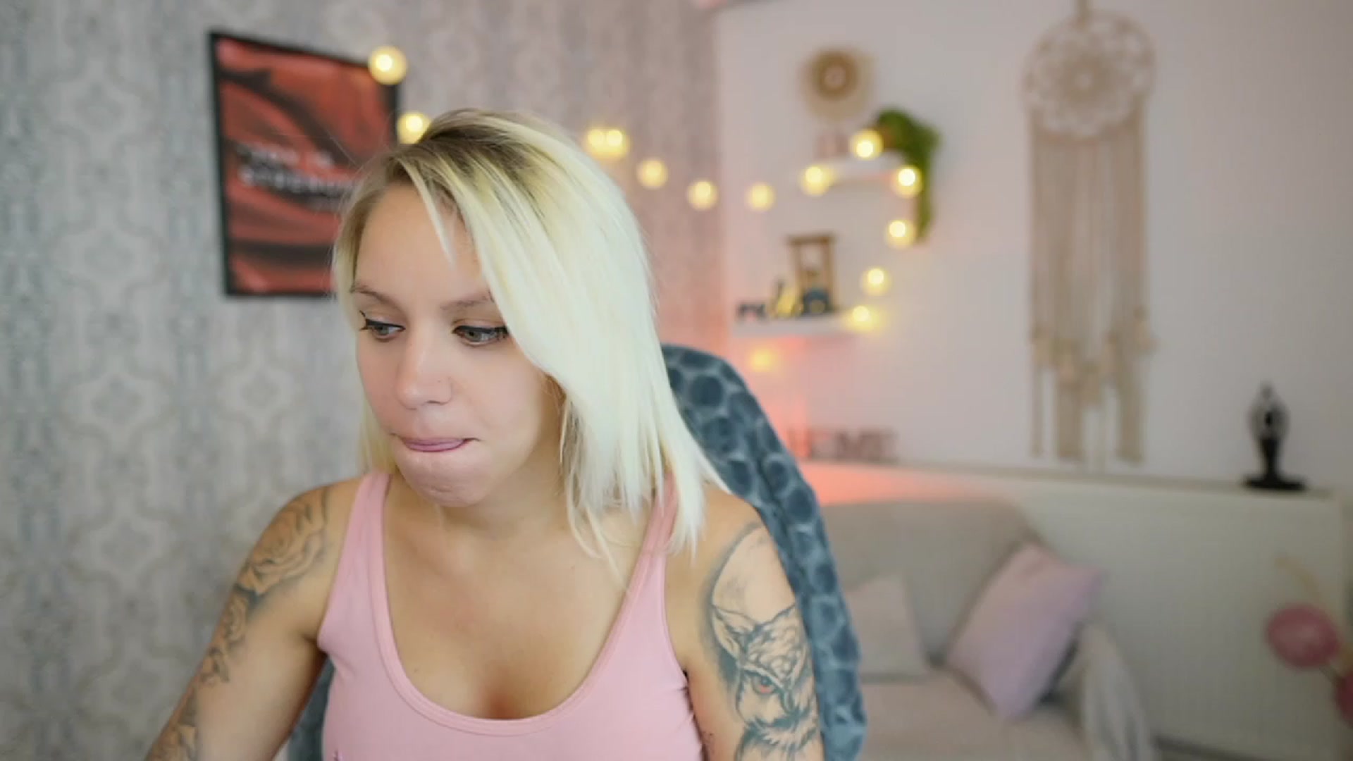 Gallery image thumbnail from Cherry__Blond's myfreecams stream on, 07/28/2023, 09:46 image 7 of 20