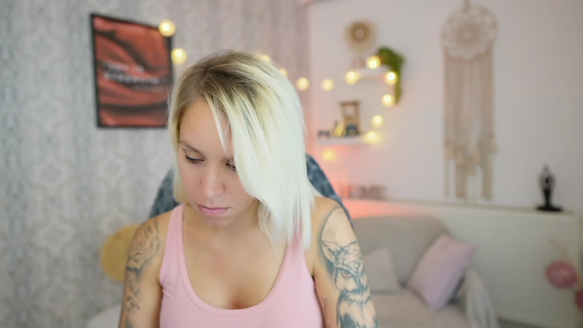 Gallery image thumbnail from Cherry__Blond's myfreecams stream on, 07/28/2023, 09:46 image 10 of 20